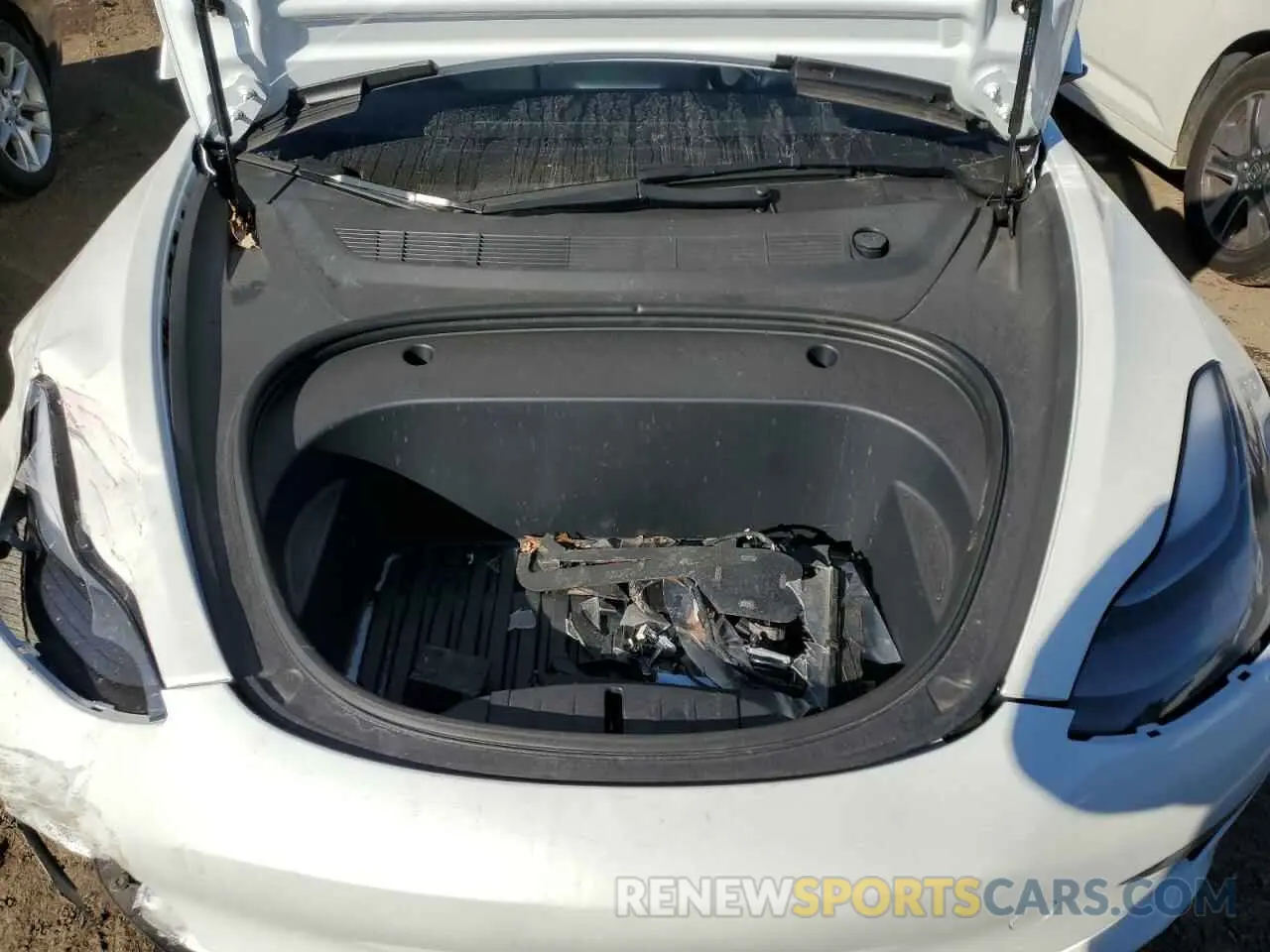 11 fotografías del automóvil dañado 5YJ3E1EB7PF393442 TESLA MODEL 3 2023