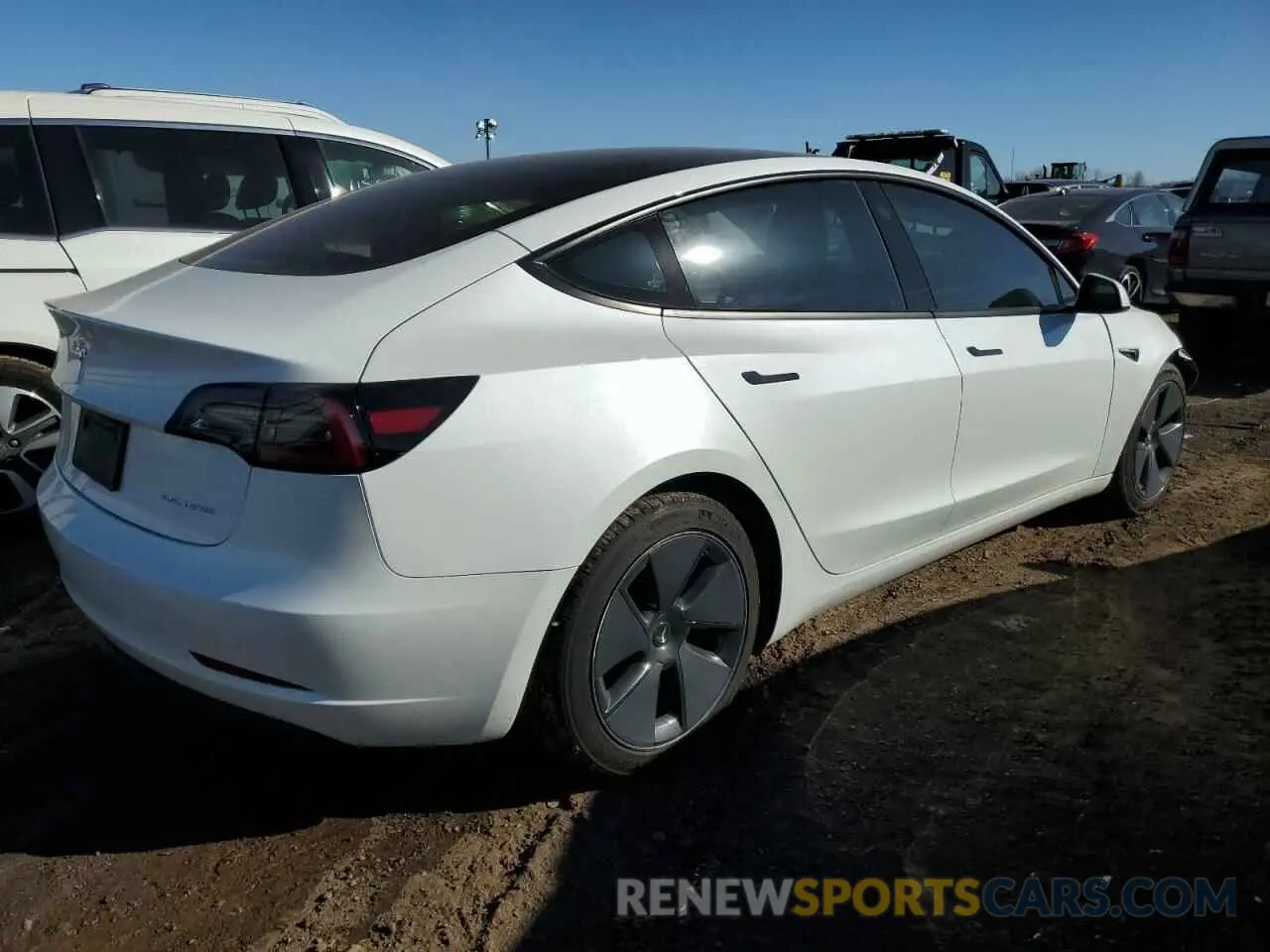 3 fotografías del automóvil dañado 5YJ3E1EB7PF393442 TESLA MODEL 3 2023