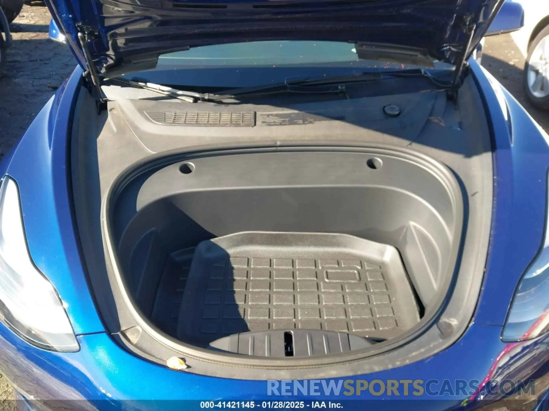 10 fotografías del automóvil dañado 5YJ3E1EB7PF615638 TESLA MODEL 3 2023