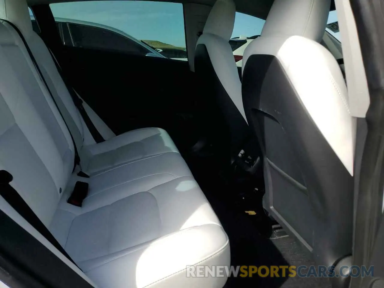 10 fotografías del automóvil dañado 5YJ3E1EB7PF686922 TESLA MODEL 3 2023