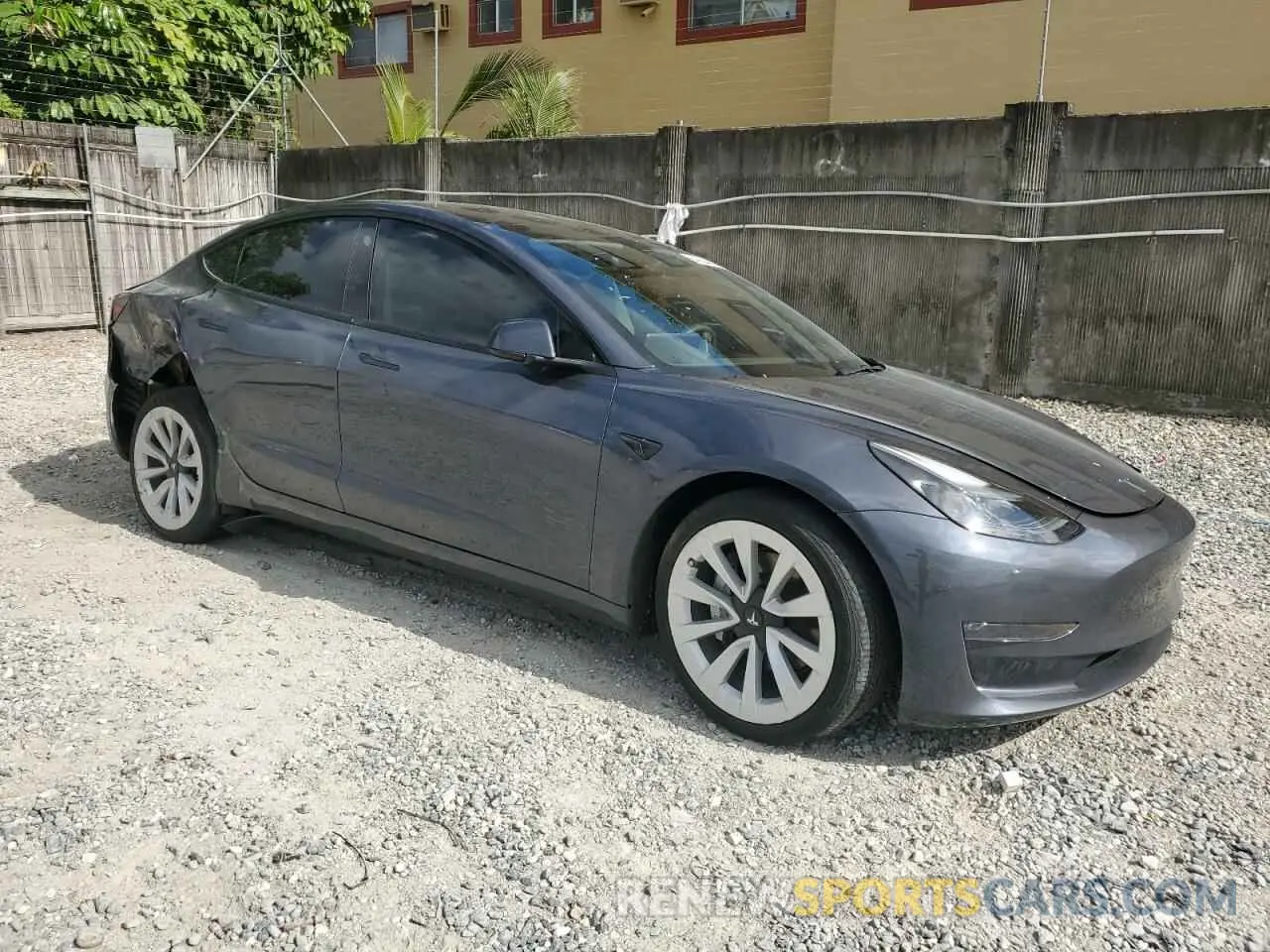 4 fotografías del automóvil dañado 5YJ3E1EB8PF392106 TESLA MODEL 3 2023