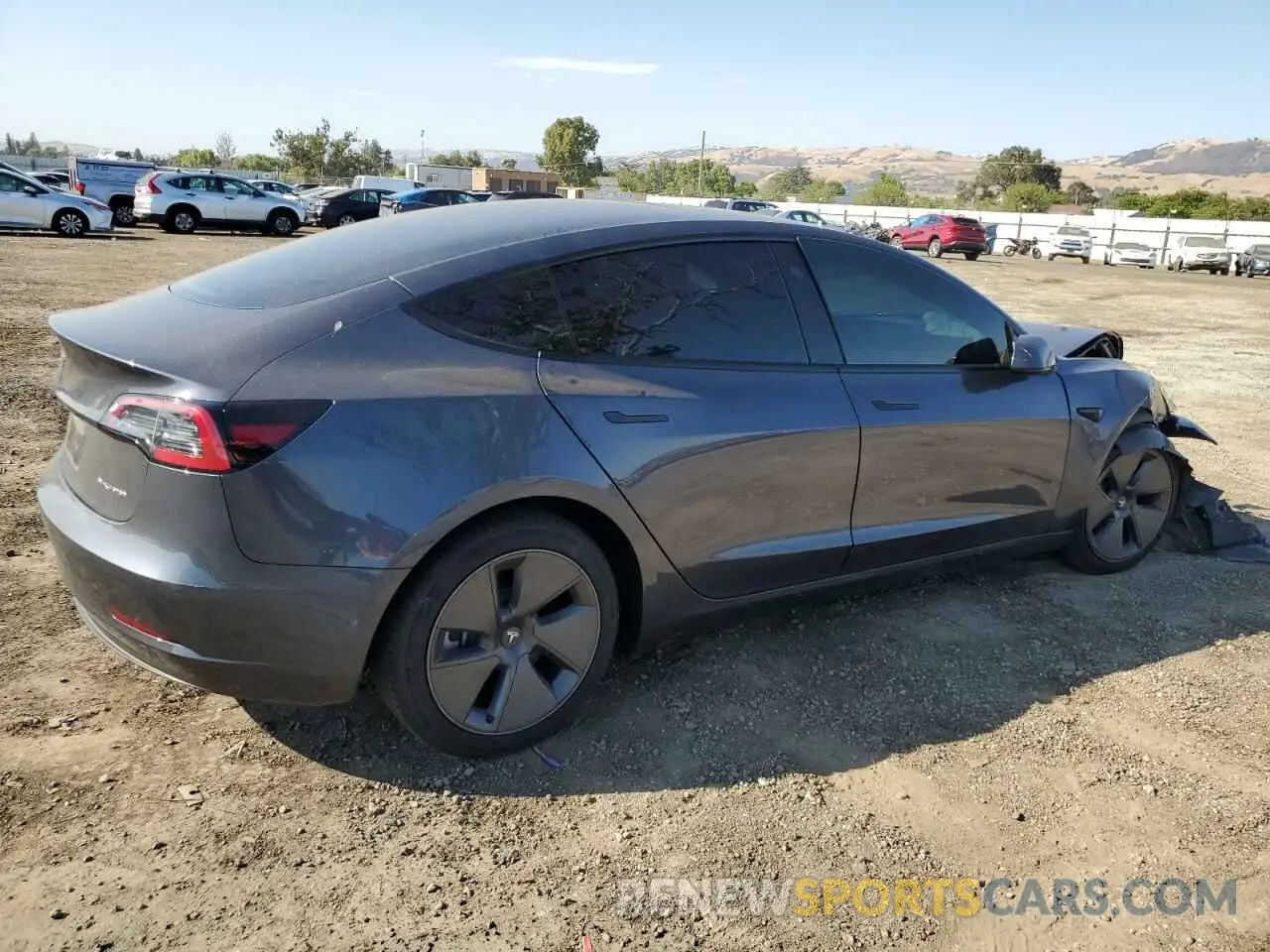 3 fotografías del automóvil dañado 5YJ3E1EB8PF634487 TESLA MODEL 3 2023