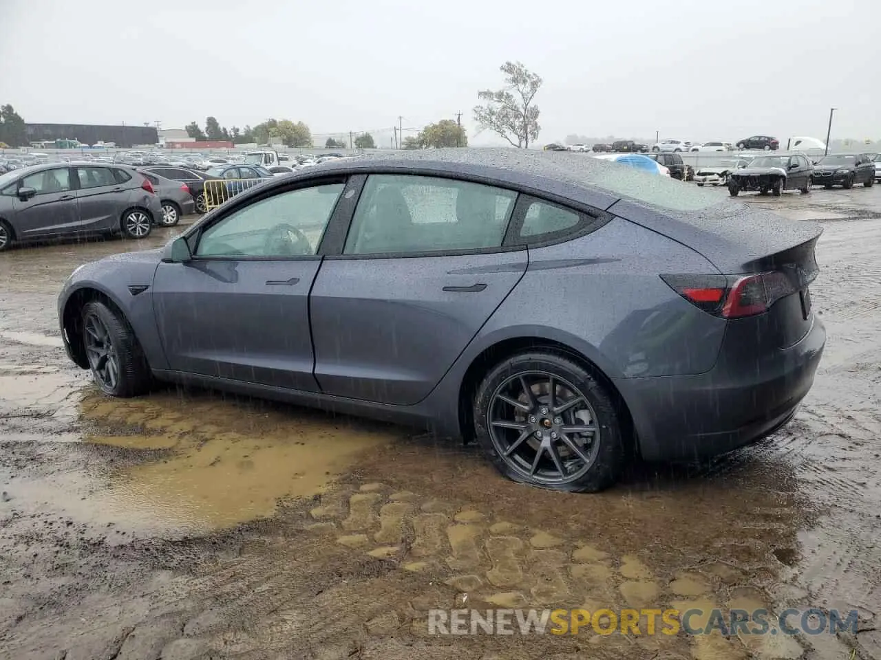 2 fotografías del automóvil dañado 5YJ3E1EB8PF713545 TESLA MODEL 3 2023