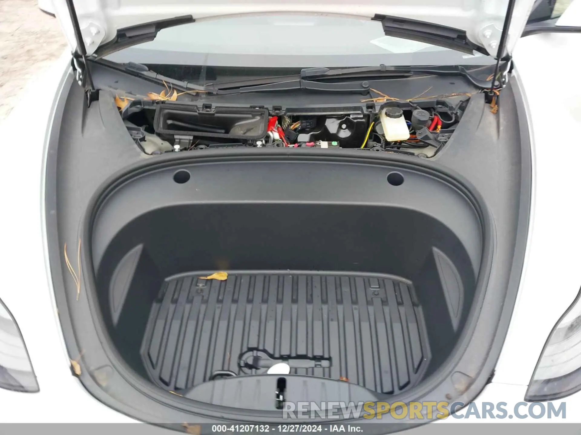 10 fotografías del automóvil dañado 5YJ3E1EB9PF393622 TESLA MODEL 3 2023