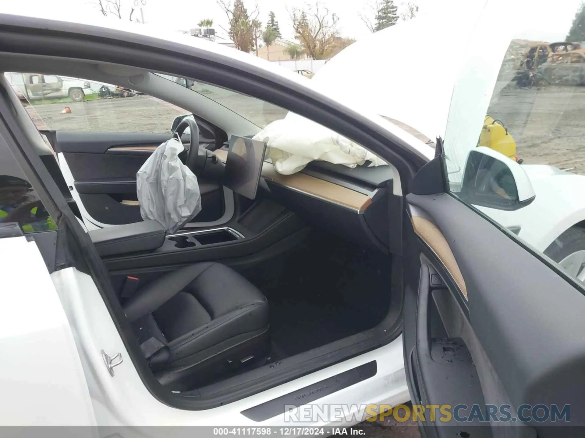 5 fotografías del automóvil dañado 5YJ3E1EB9PF462888 TESLA MODEL 3 2023
