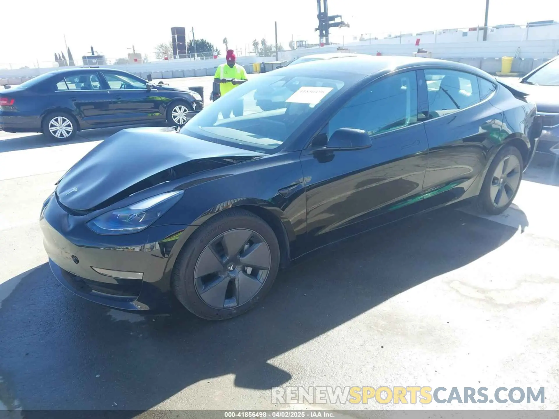 2 fotografías del automóvil dañado 5YJ3E1EB9PF680071 TESLA MODEL 3 2023