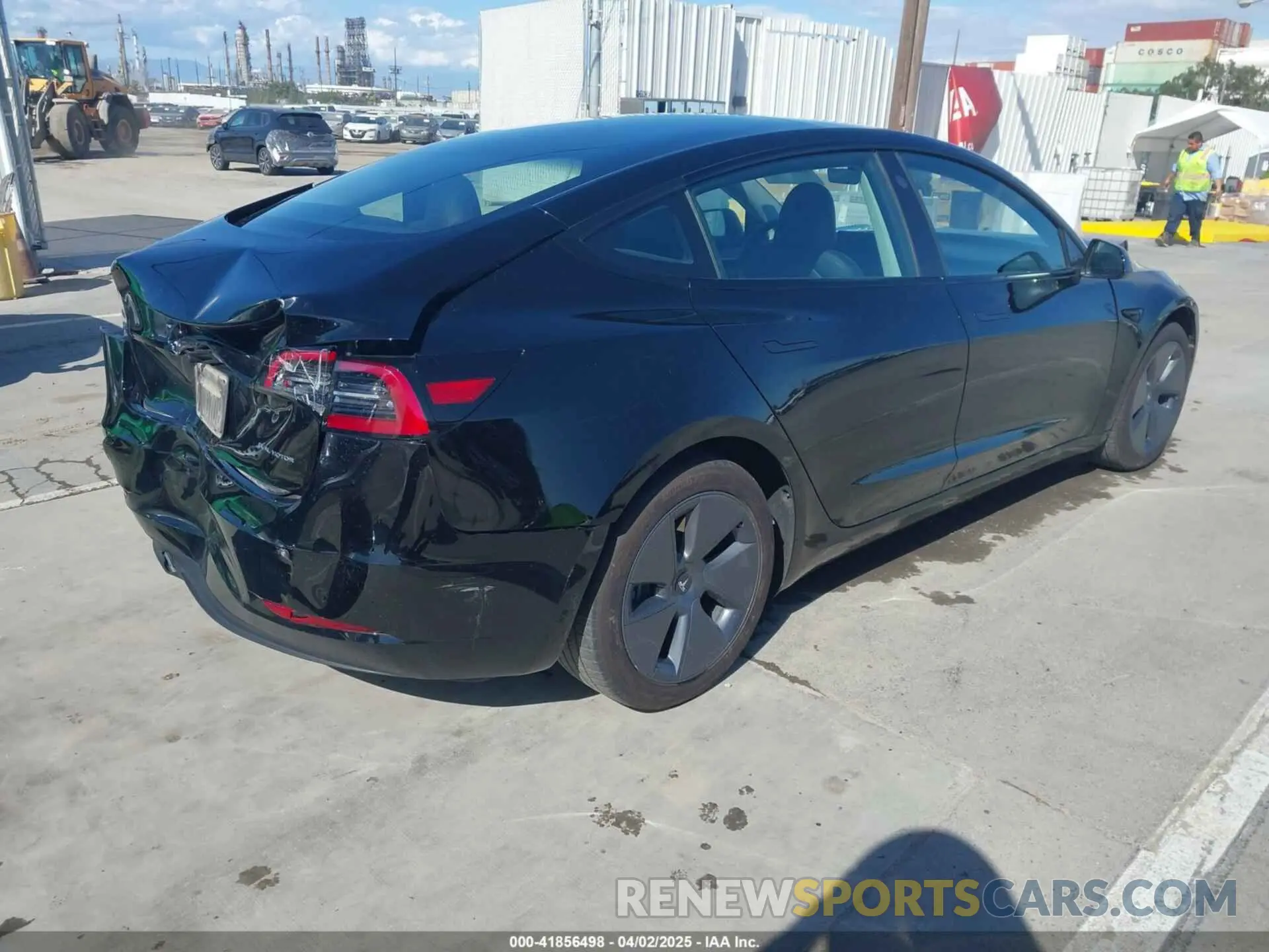 4 fotografías del automóvil dañado 5YJ3E1EB9PF680071 TESLA MODEL 3 2023