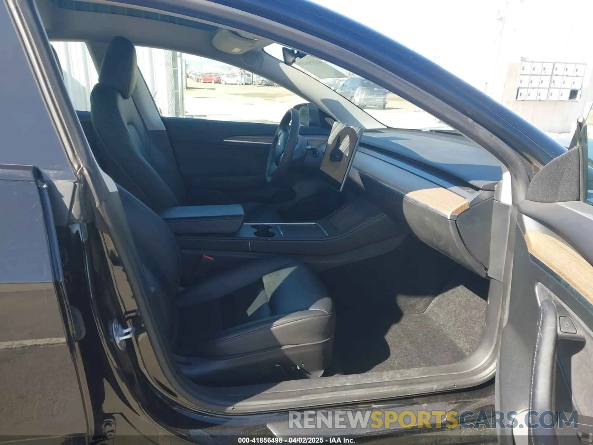 5 fotografías del automóvil dañado 5YJ3E1EB9PF680071 TESLA MODEL 3 2023