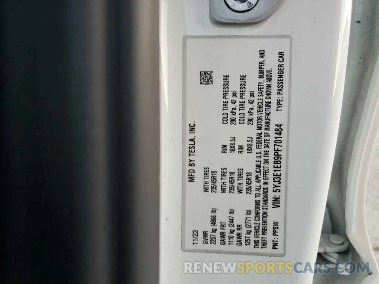 12 fotografías del automóvil dañado 5YJ3E1EB9PF701484 TESLA MODEL 3 2023