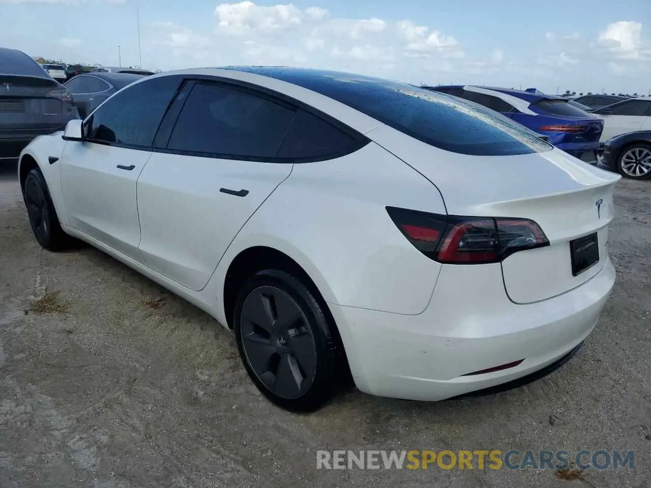 2 fotografías del automóvil dañado 5YJ3E1EB9PF701484 TESLA MODEL 3 2023