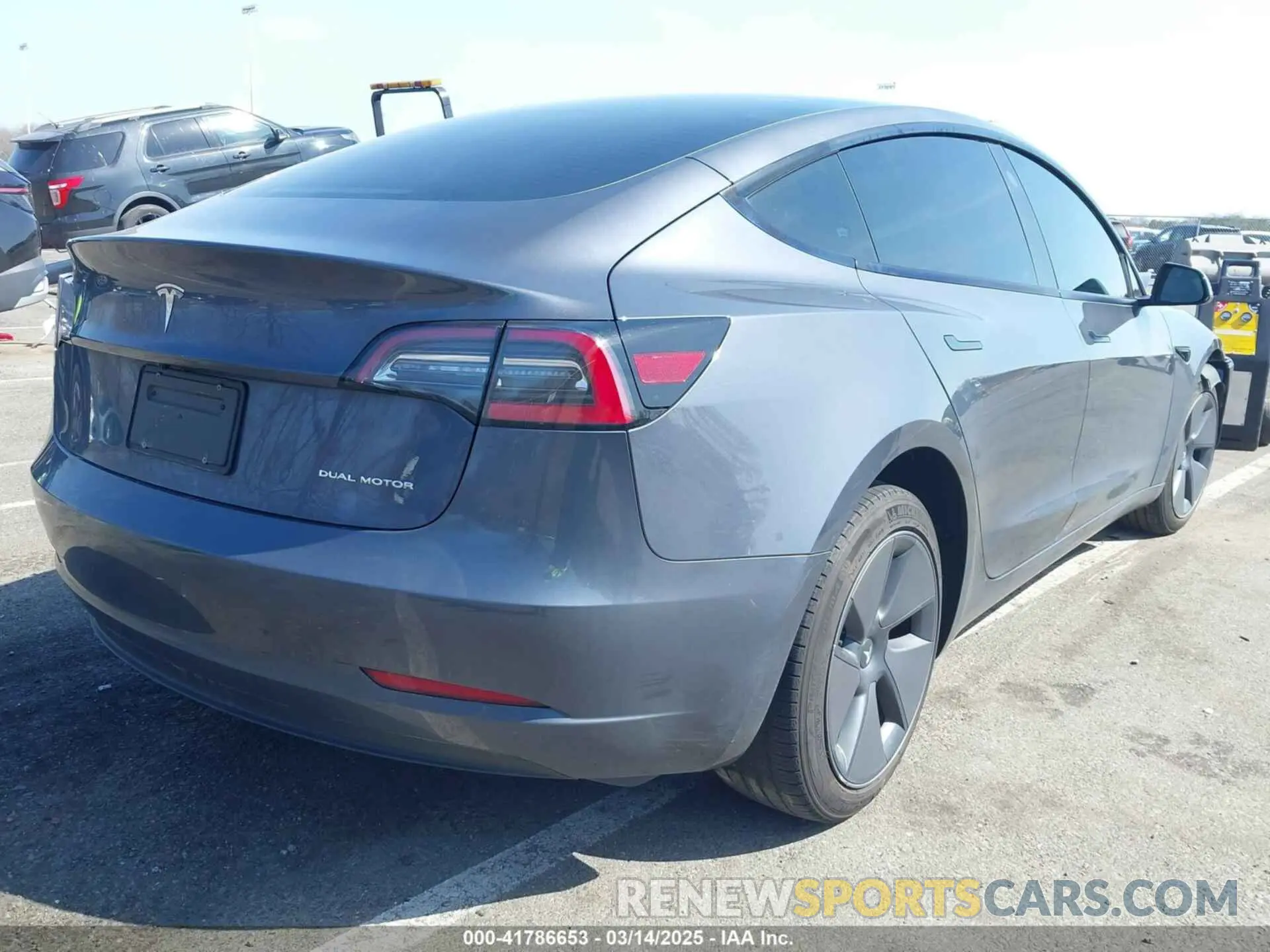 4 fotografías del automóvil dañado 5YJ3E1EBXPF391507 TESLA MODEL 3 2023