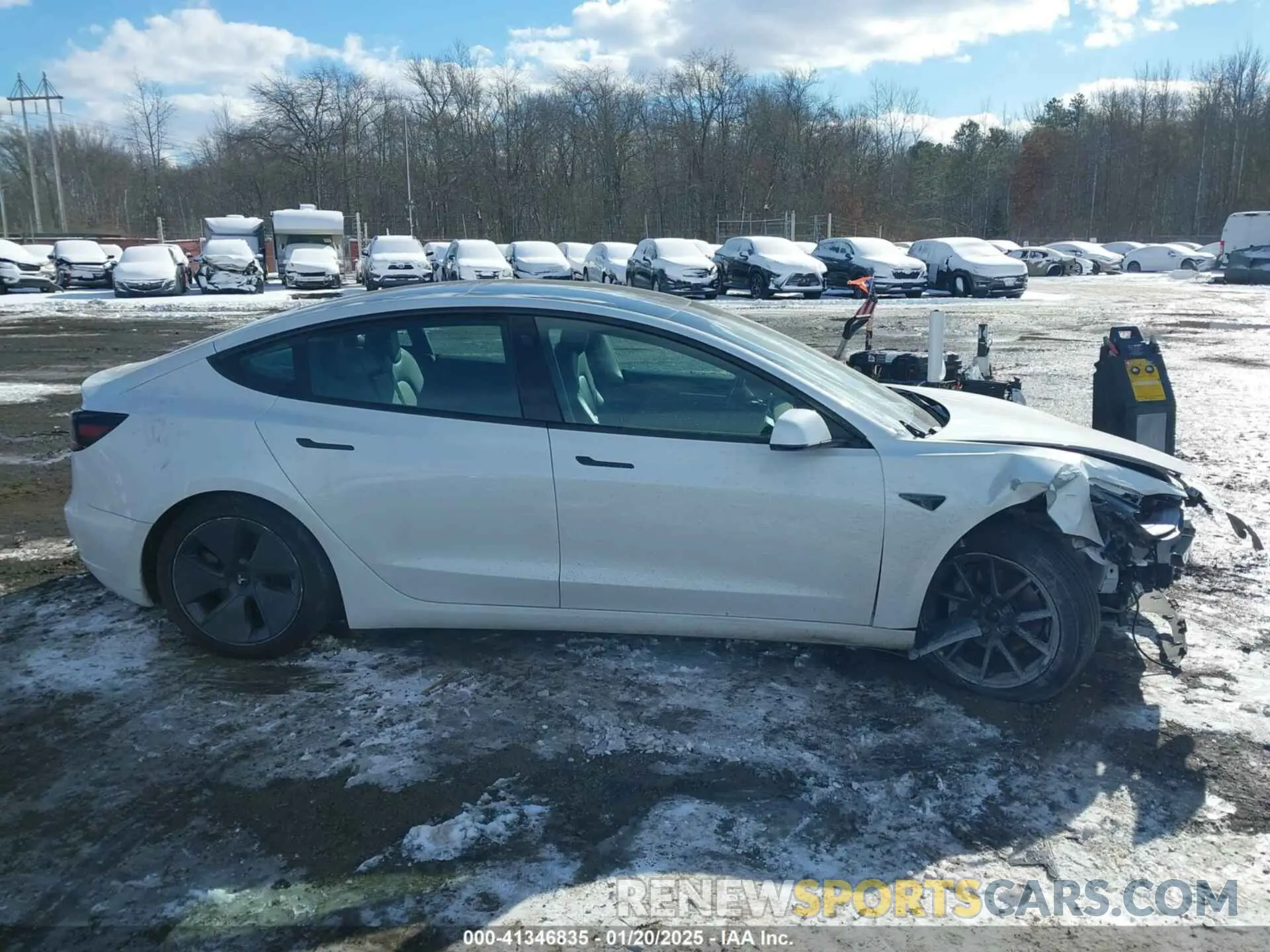 13 fotografías del automóvil dañado 5YJ3E1EBXPF392818 TESLA MODEL 3 2023