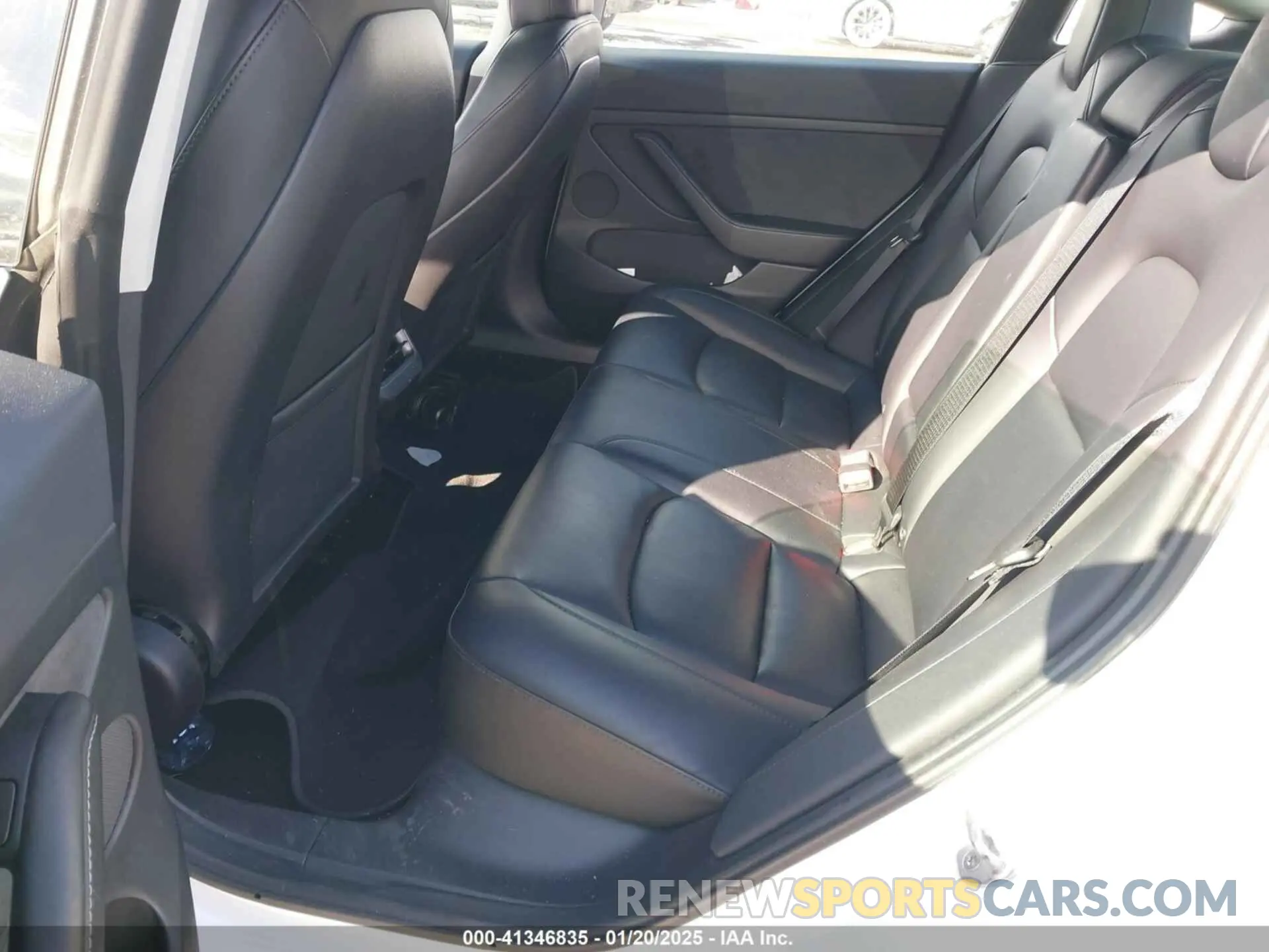 8 fotografías del automóvil dañado 5YJ3E1EBXPF392818 TESLA MODEL 3 2023