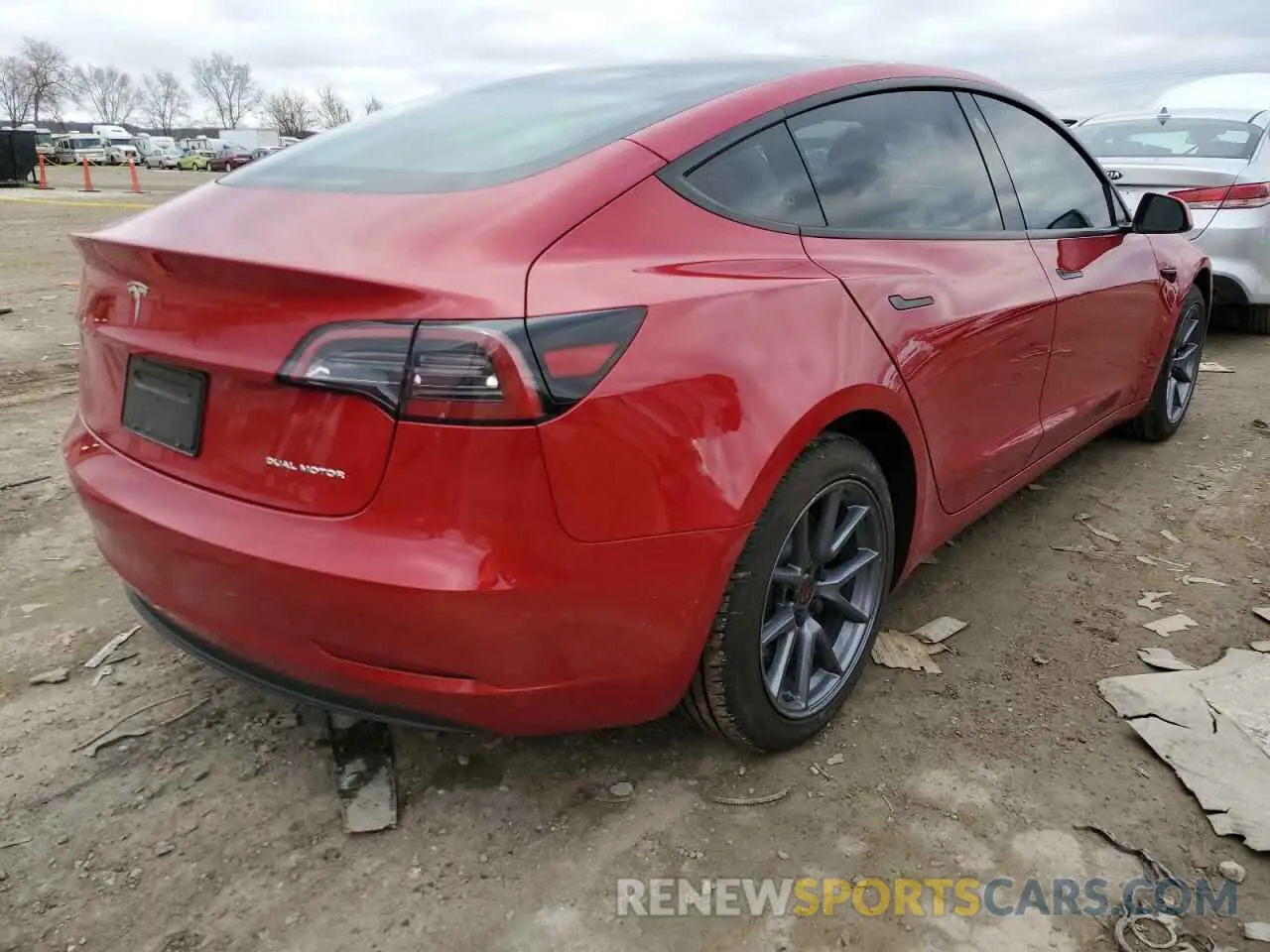 3 fotografías del automóvil dañado 5YJ3E1EBXPF636807 TESLA MODEL 3 2023