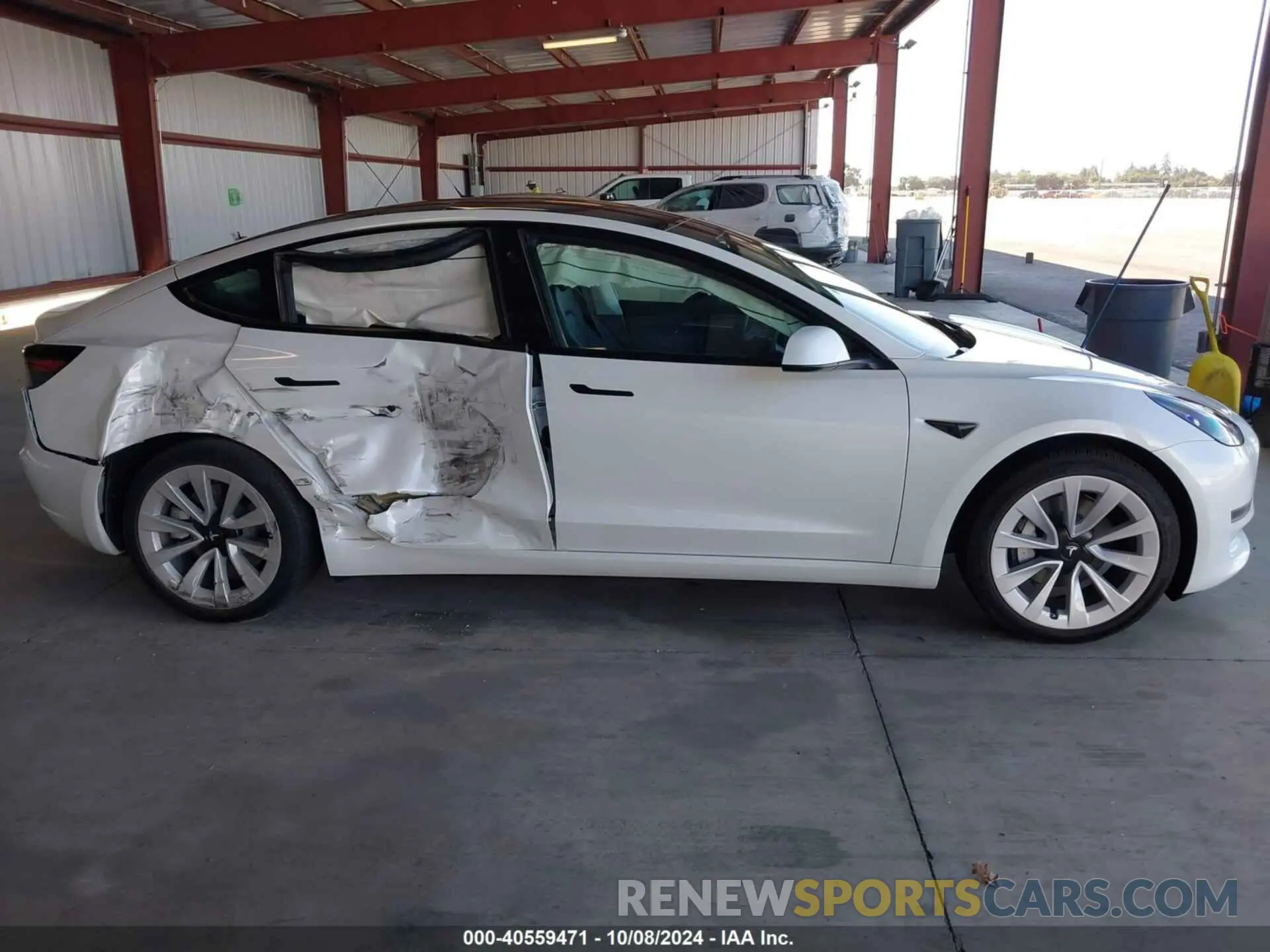 13 fotografías del automóvil dañado 5YJ3E1EBXPF714860 TESLA MODEL 3 2023
