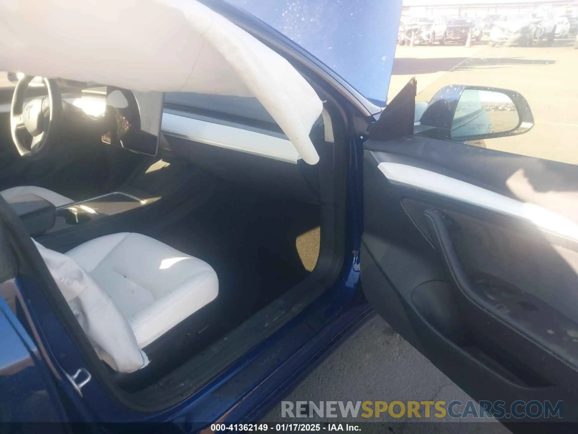5 fotografías del automóvil dañado 5YJ3E1EC0PF693428 TESLA MODEL 3 2023