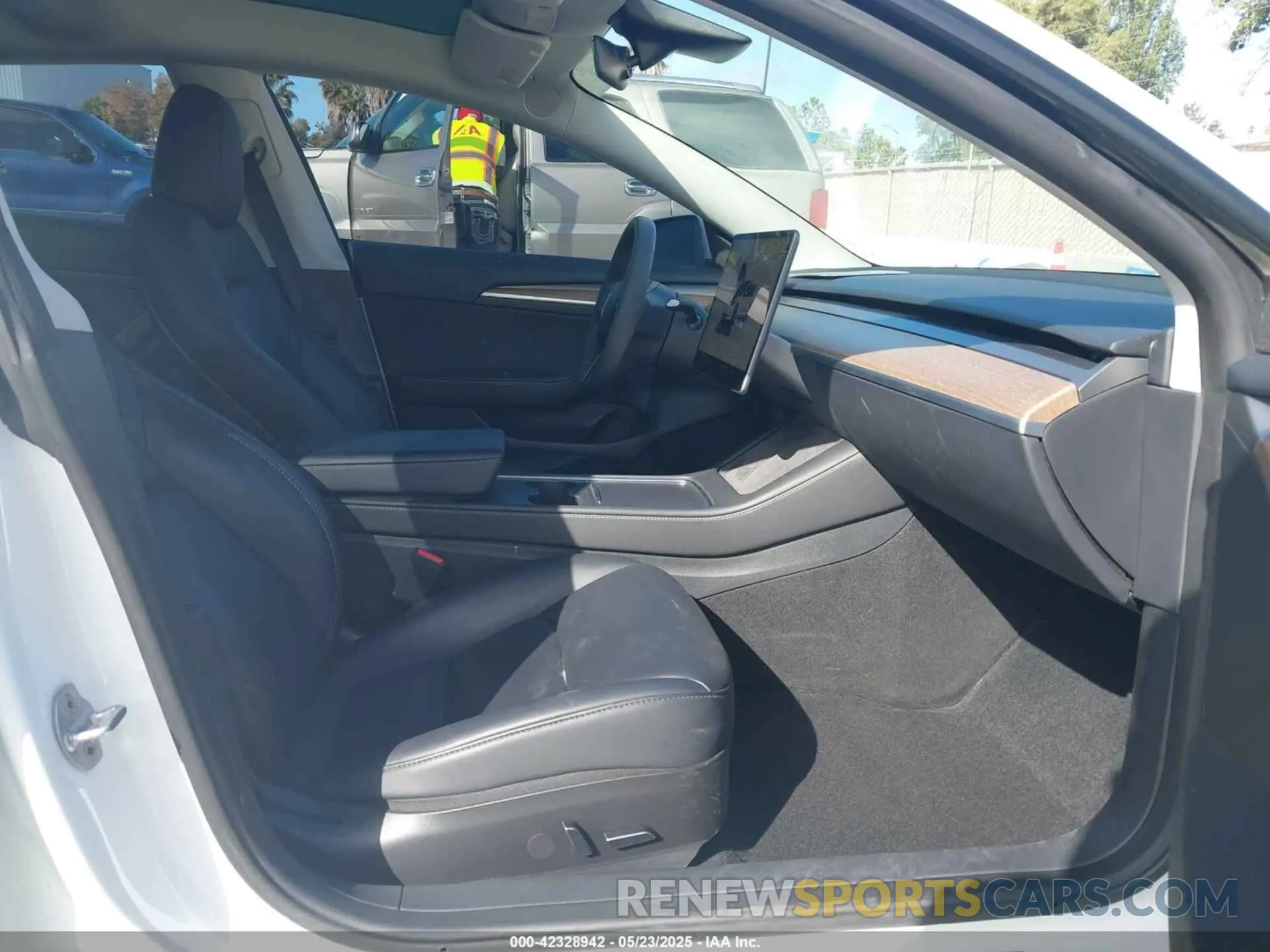 5 fotografías del automóvil dañado 5YJ3E1EC1PF608354 TESLA MODEL 3 2023