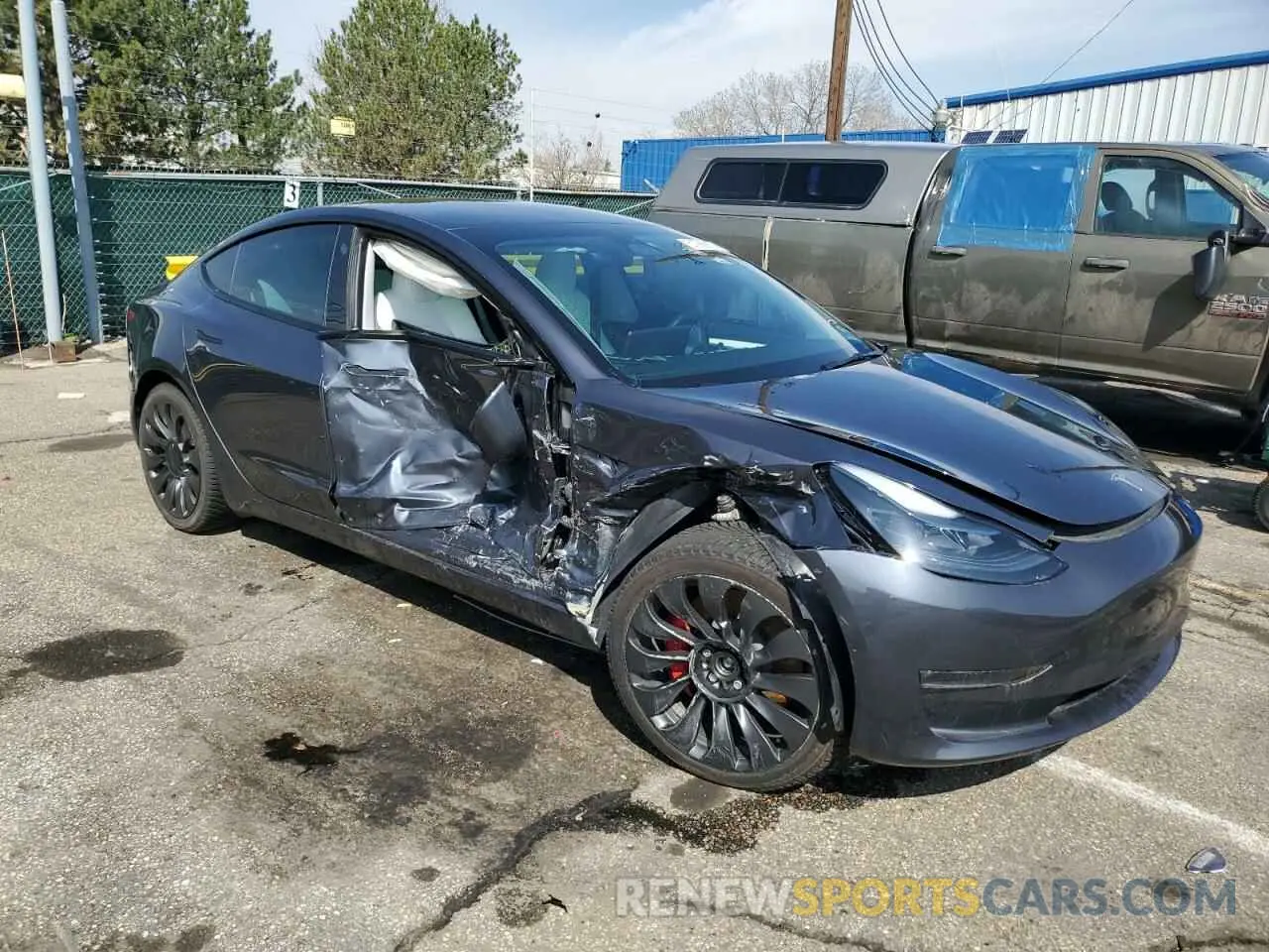 4 fotografías del automóvil dañado 5YJ3E1EC2PF673505 TESLA MODEL 3 2023