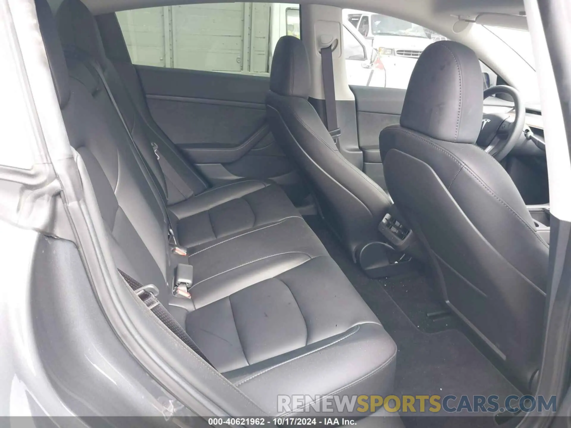 8 fotografías del automóvil dañado 5YJ3E1EC2PF712755 TESLA MODEL 3 2023