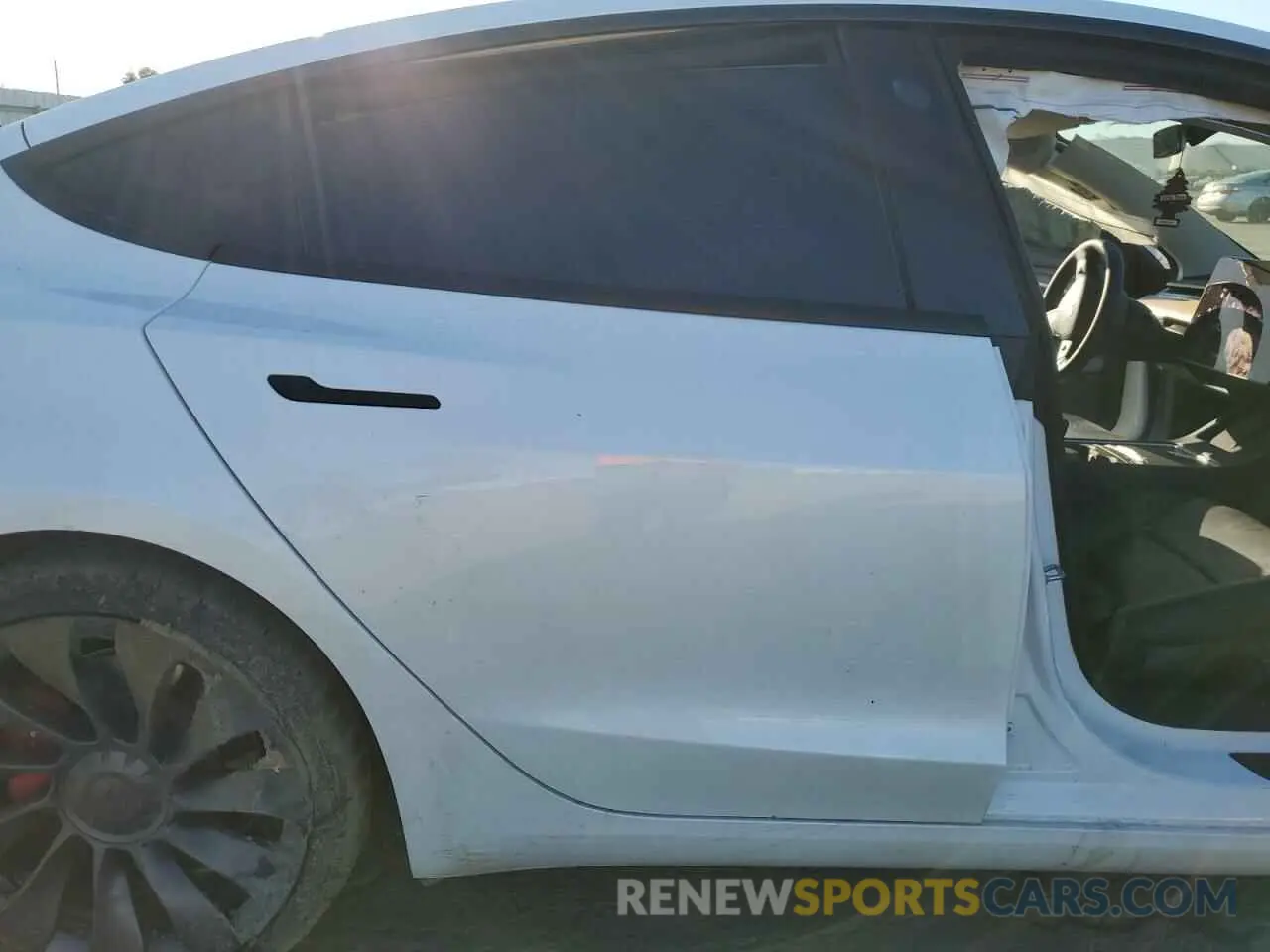 10 fotografías del automóvil dañado 5YJ3E1EC3PF556807 TESLA MODEL 3 2023