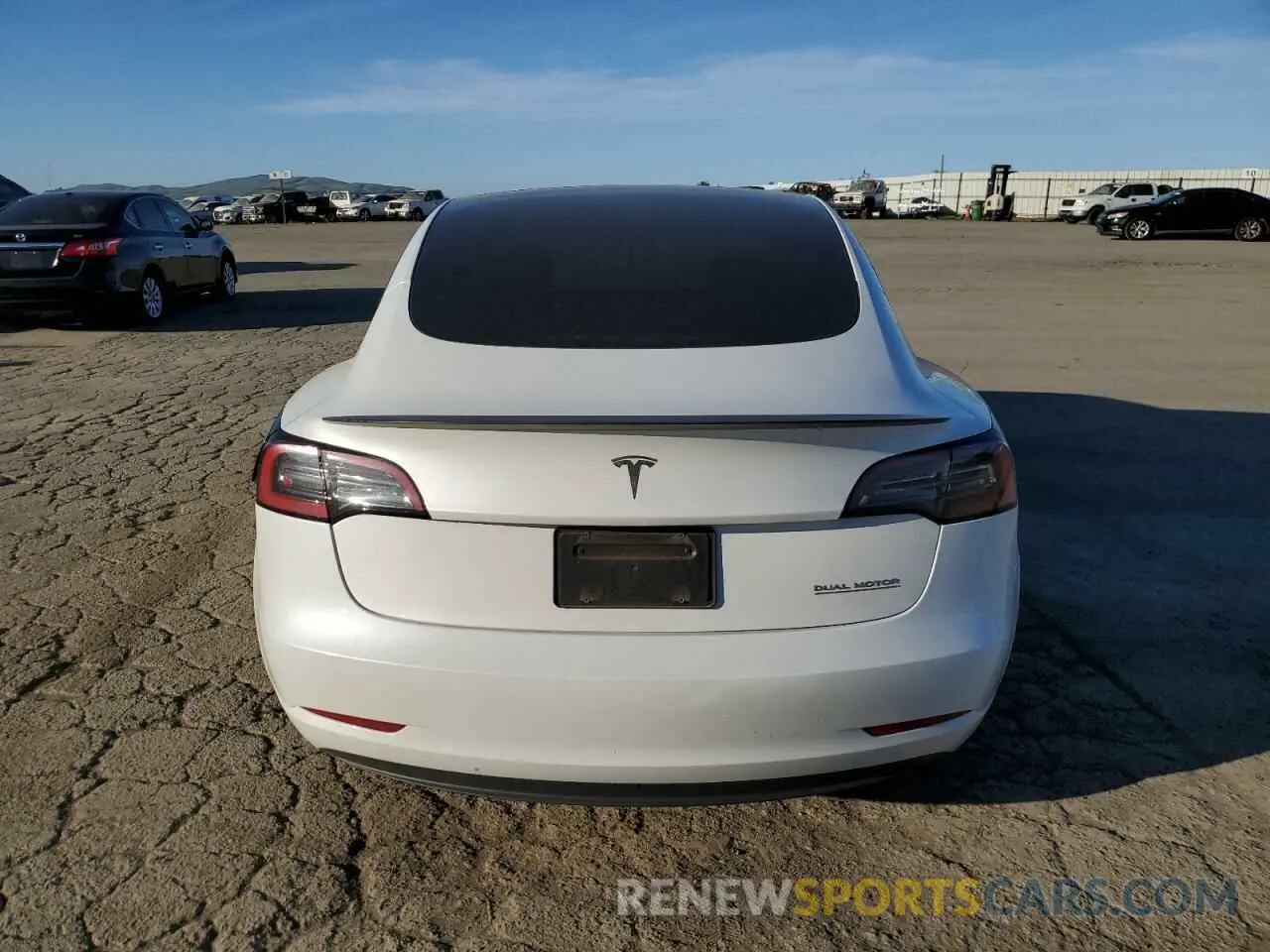 6 fotografías del automóvil dañado 5YJ3E1EC3PF556807 TESLA MODEL 3 2023