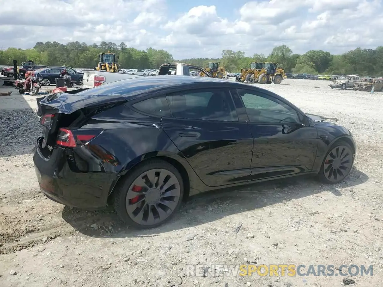 3 fotografías del automóvil dañado 5YJ3E1EC3PF704244 TESLA MODEL 3 2023
