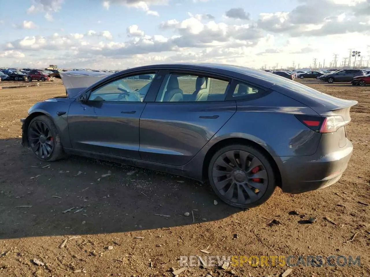 2 fotografías del automóvil dañado 5YJ3E1EC4PF399000 TESLA MODEL 3 2023