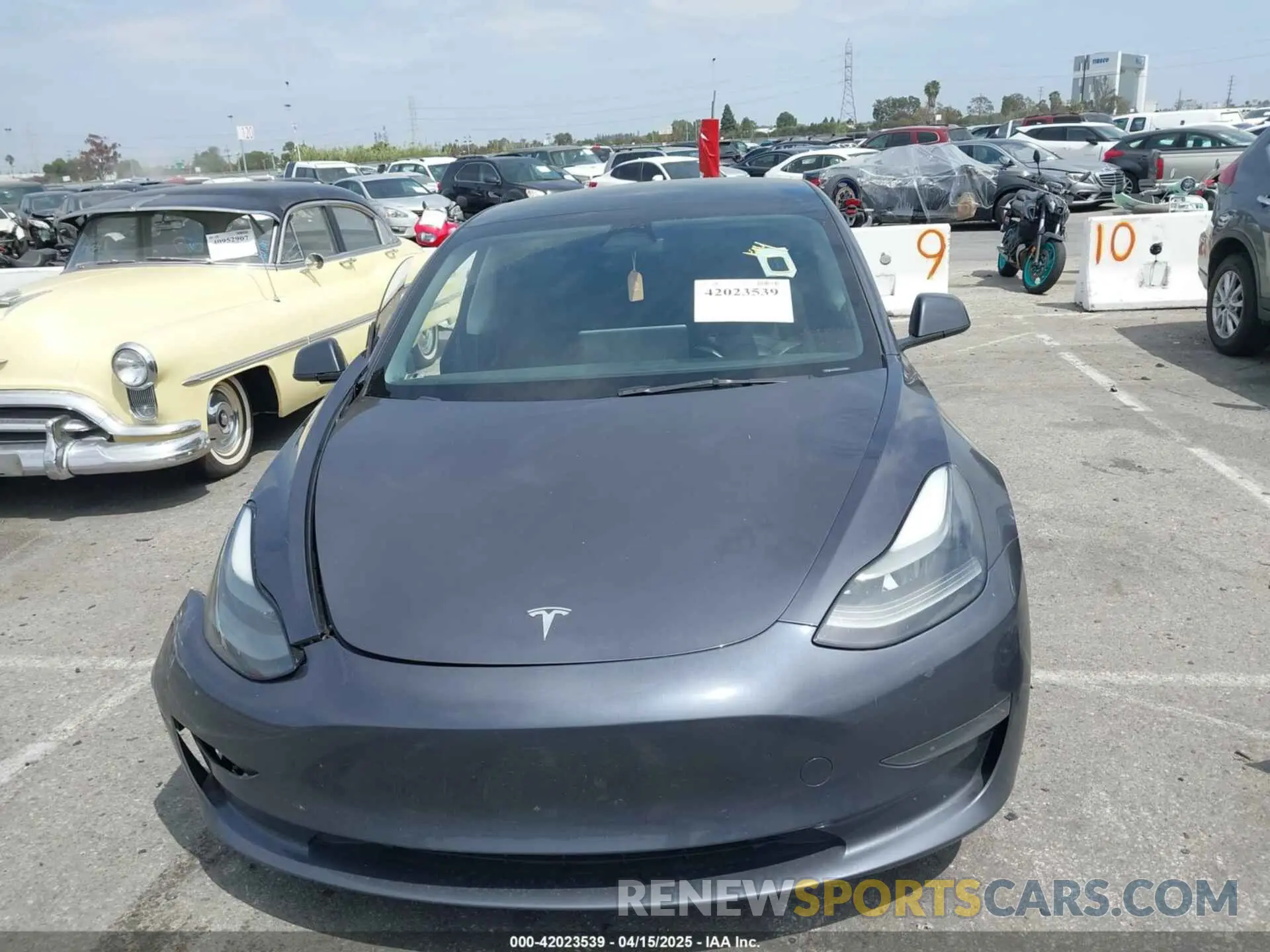 12 fotografías del automóvil dañado 5YJ3E1EC4PF470664 TESLA MODEL 3 2023