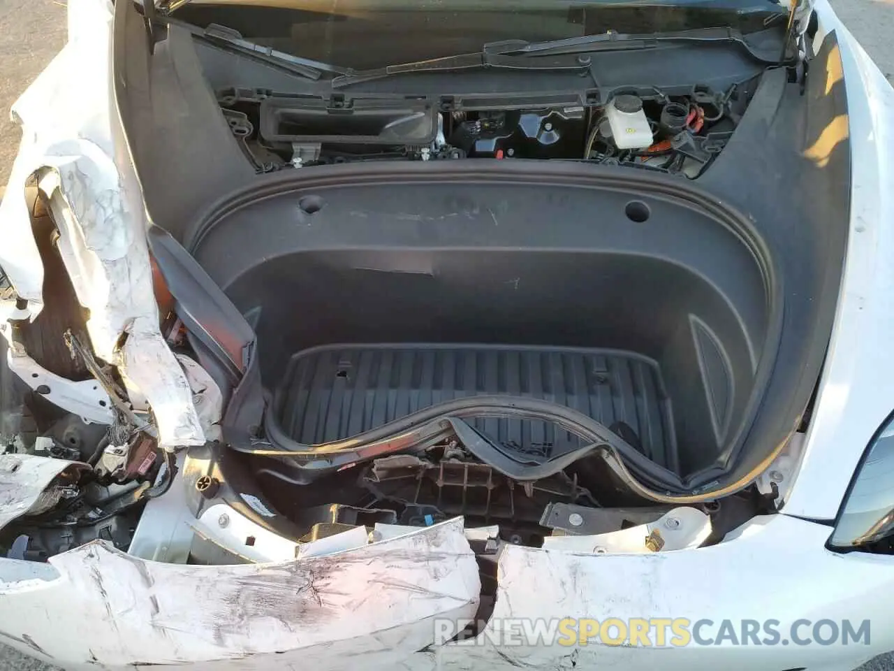 13 fotografías del automóvil dañado 5YJ3E1EC4PF518549 TESLA MODEL 3 2023