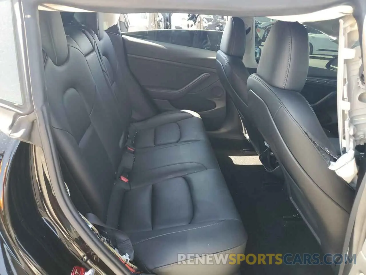 10 fotografías del automóvil dañado 5YJ3E1EC4PF693819 TESLA MODEL 3 2023