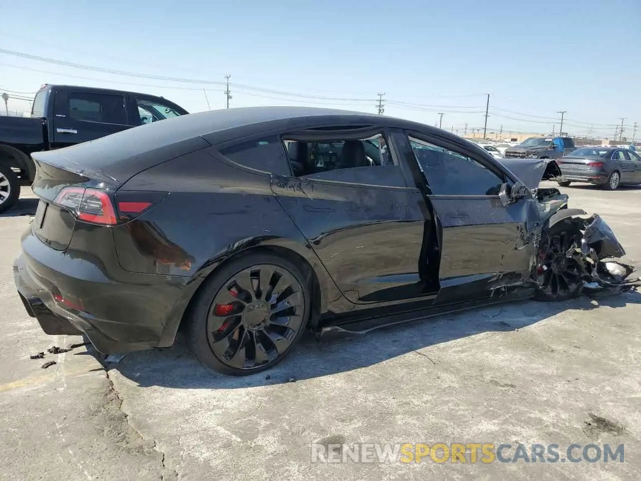 3 fotografías del automóvil dañado 5YJ3E1EC4PF693819 TESLA MODEL 3 2023