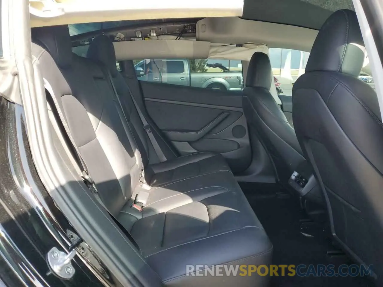 10 fotografías del automóvil dañado 5YJ3E1EC5PF681114 TESLA MODEL 3 2023