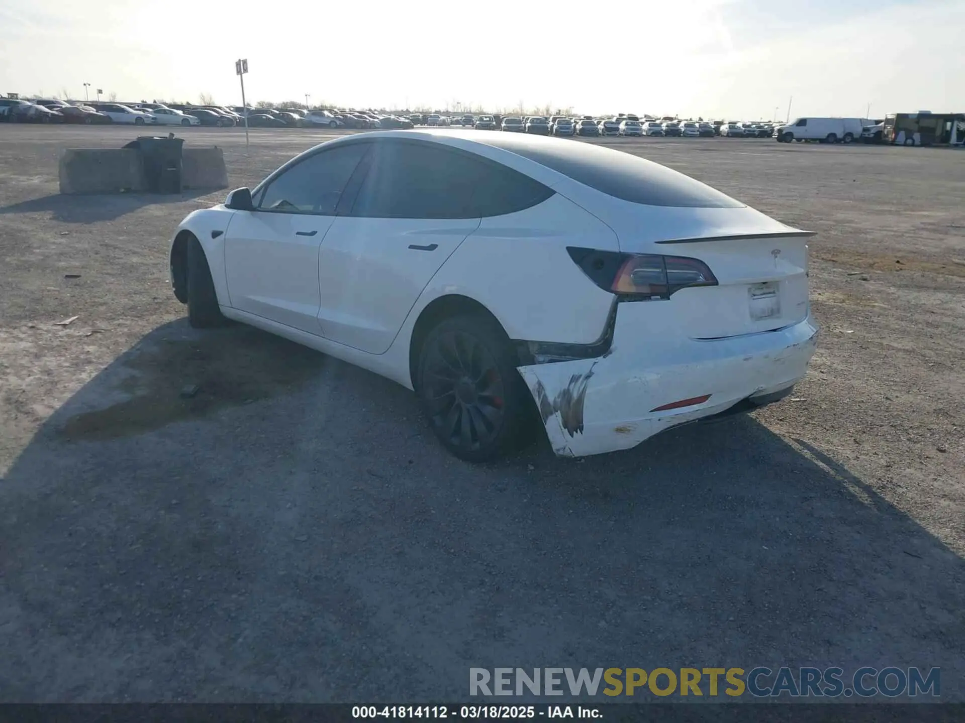 3 fotografías del automóvil dañado 5YJ3E1EC5PF689620 TESLA MODEL 3 2023