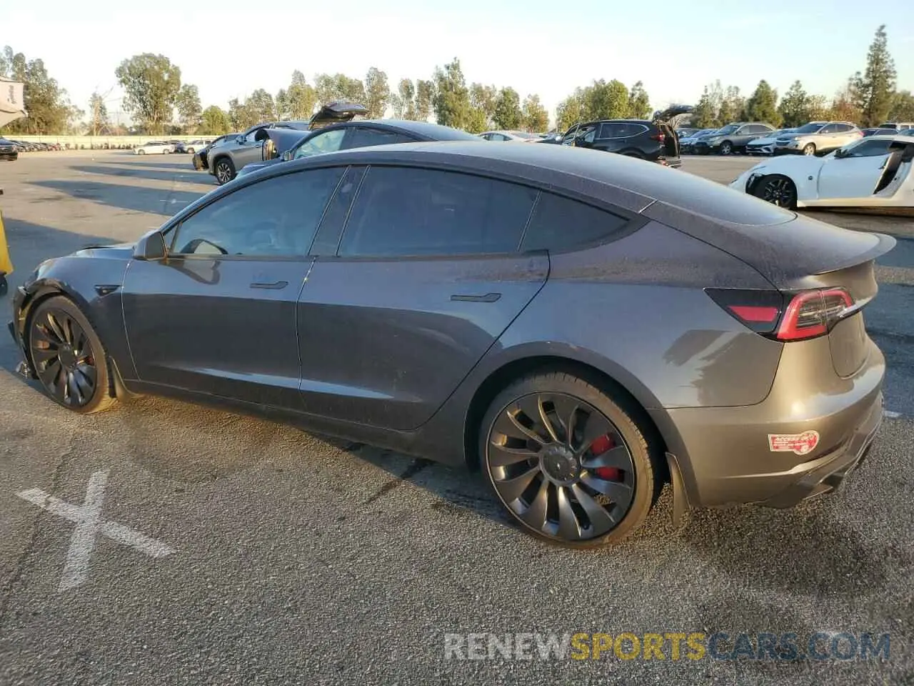 2 fotografías del automóvil dañado 5YJ3E1EC5PF691822 TESLA MODEL 3 2023