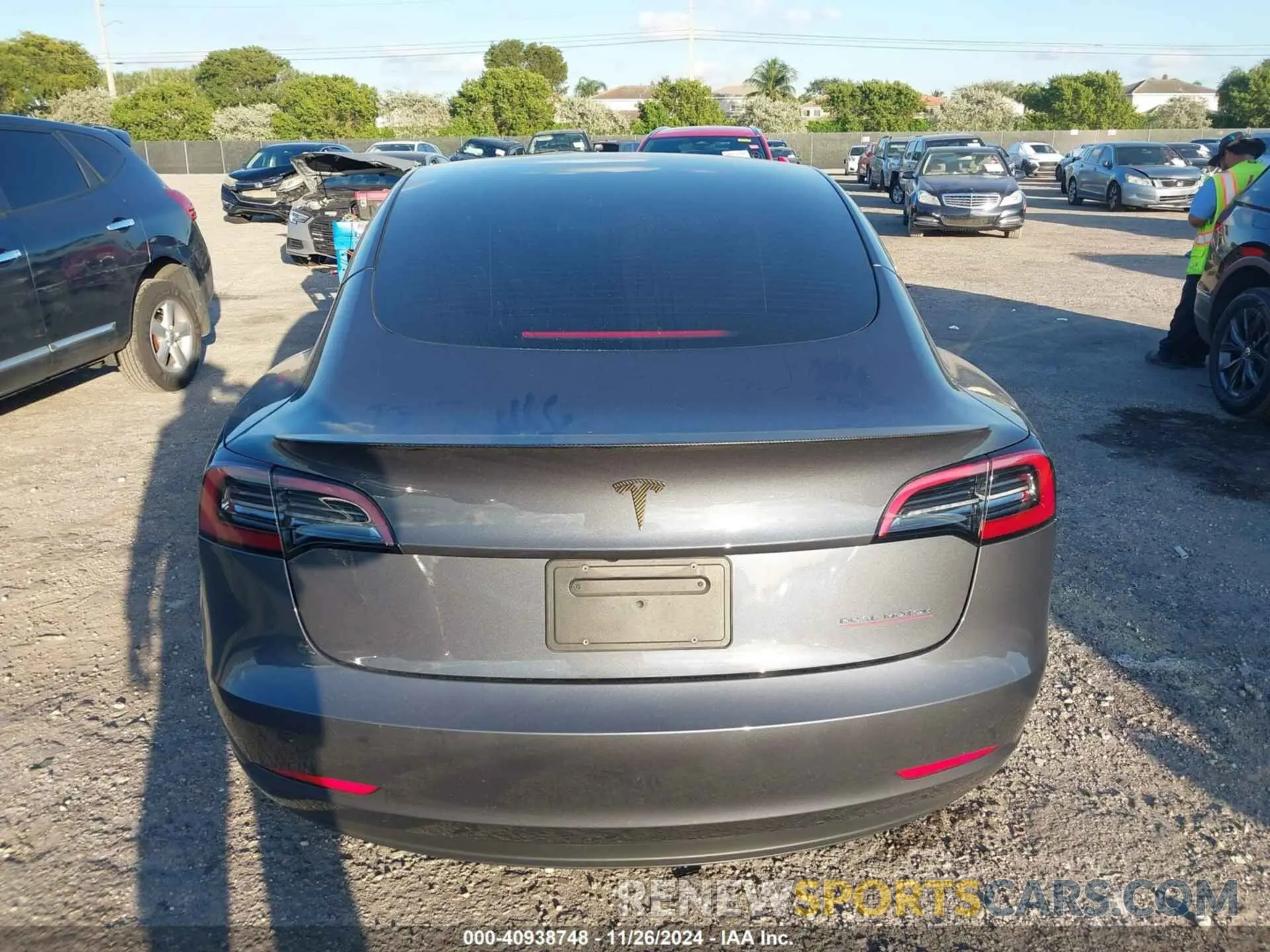 15 fotografías del automóvil dañado 5YJ3E1EC5PF713446 TESLA MODEL 3 2023