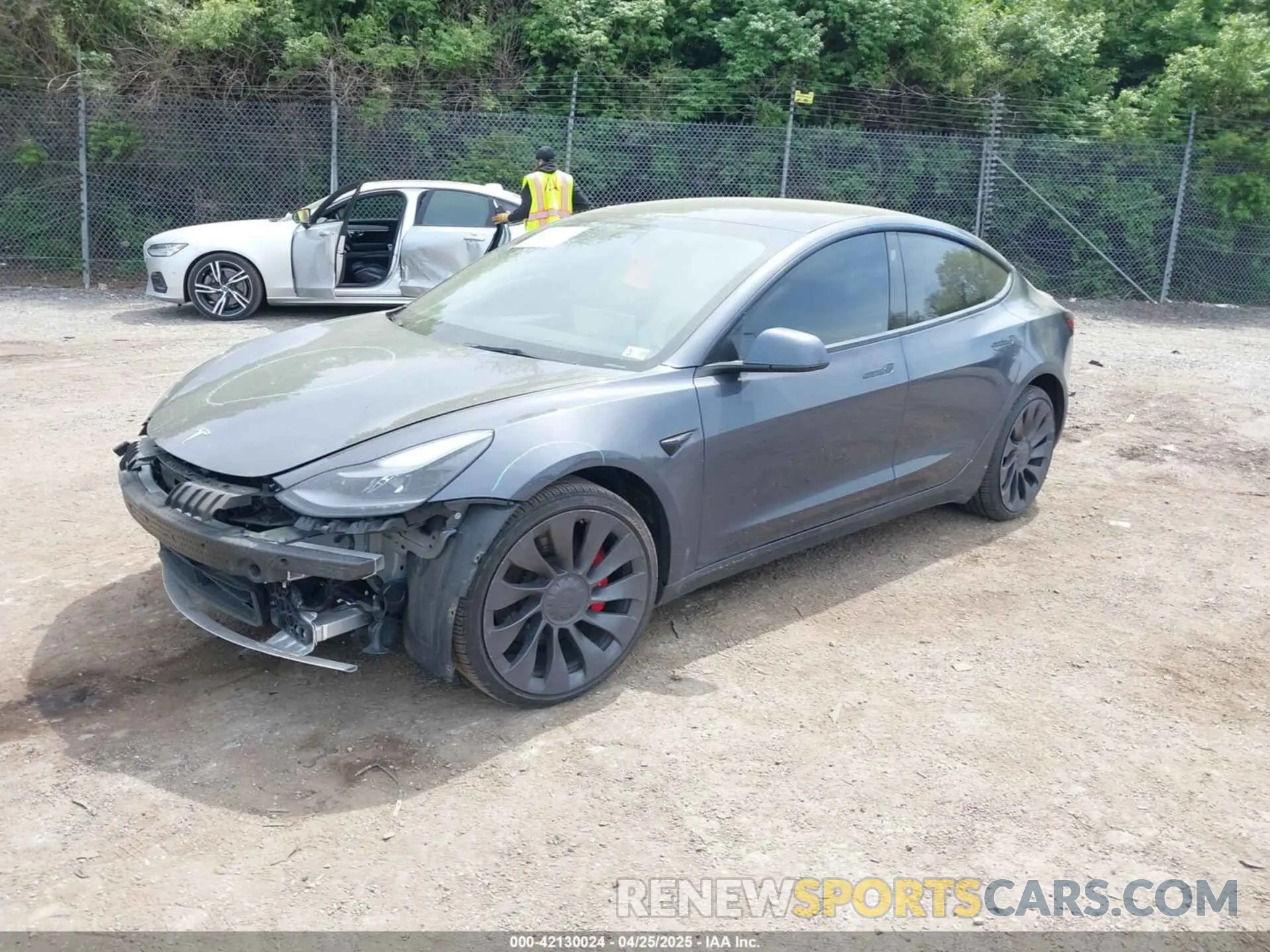 2 fotografías del automóvil dañado 5YJ3E1EC6PF383560 TESLA MODEL 3 2023