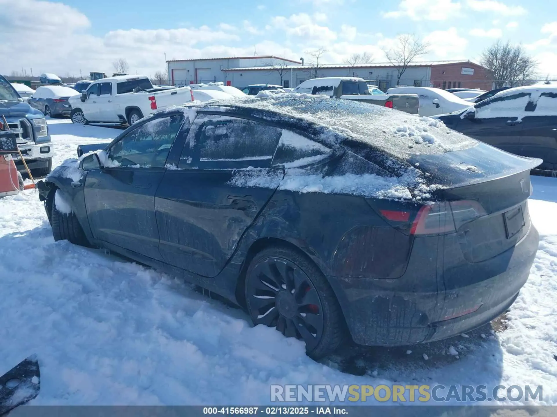3 fotografías del automóvil dañado 5YJ3E1EC7PF423161 TESLA MODEL 3 2023