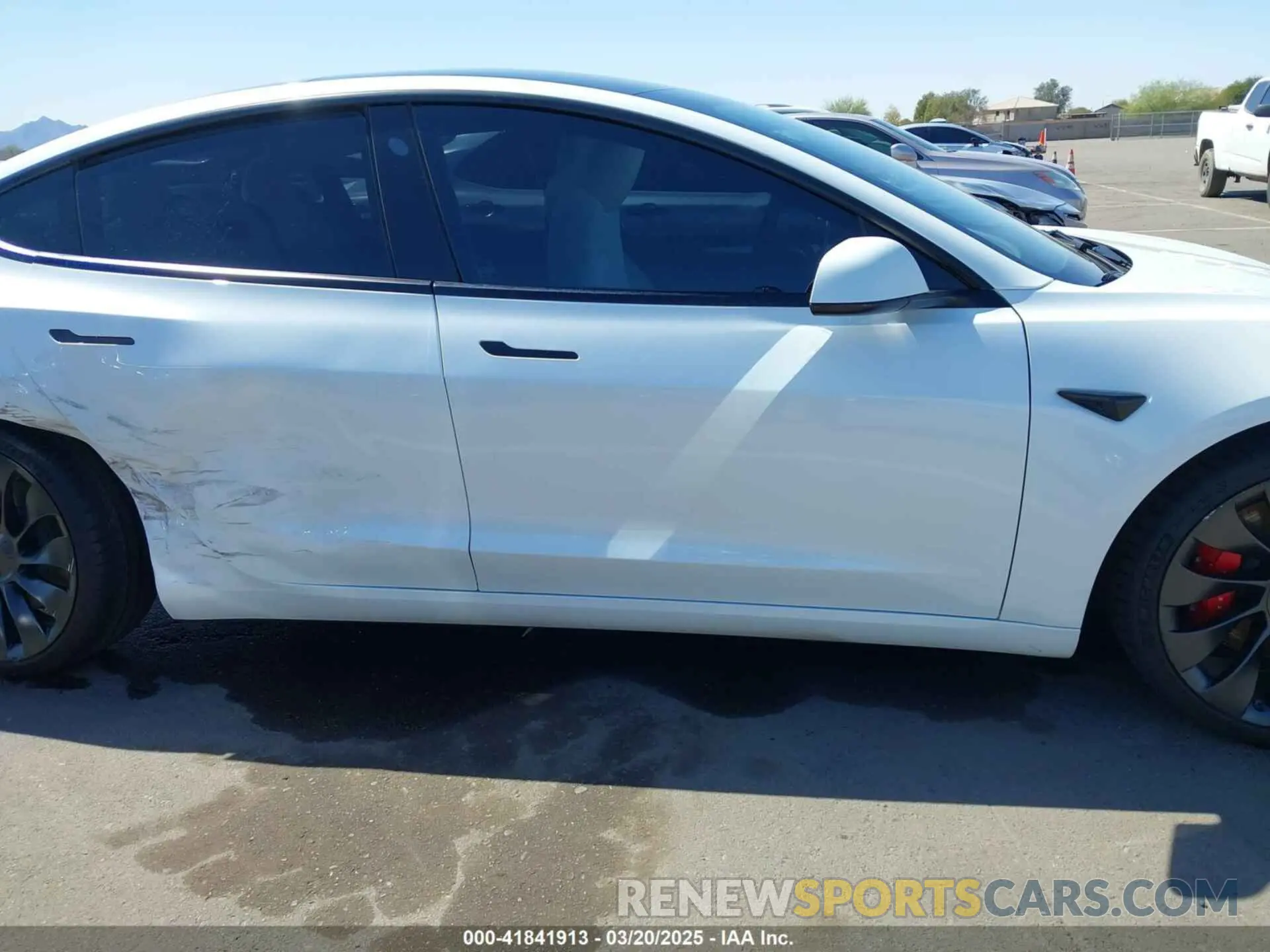 13 fotografías del automóvil dañado 5YJ3E1EC7PF432748 TESLA MODEL 3 2023