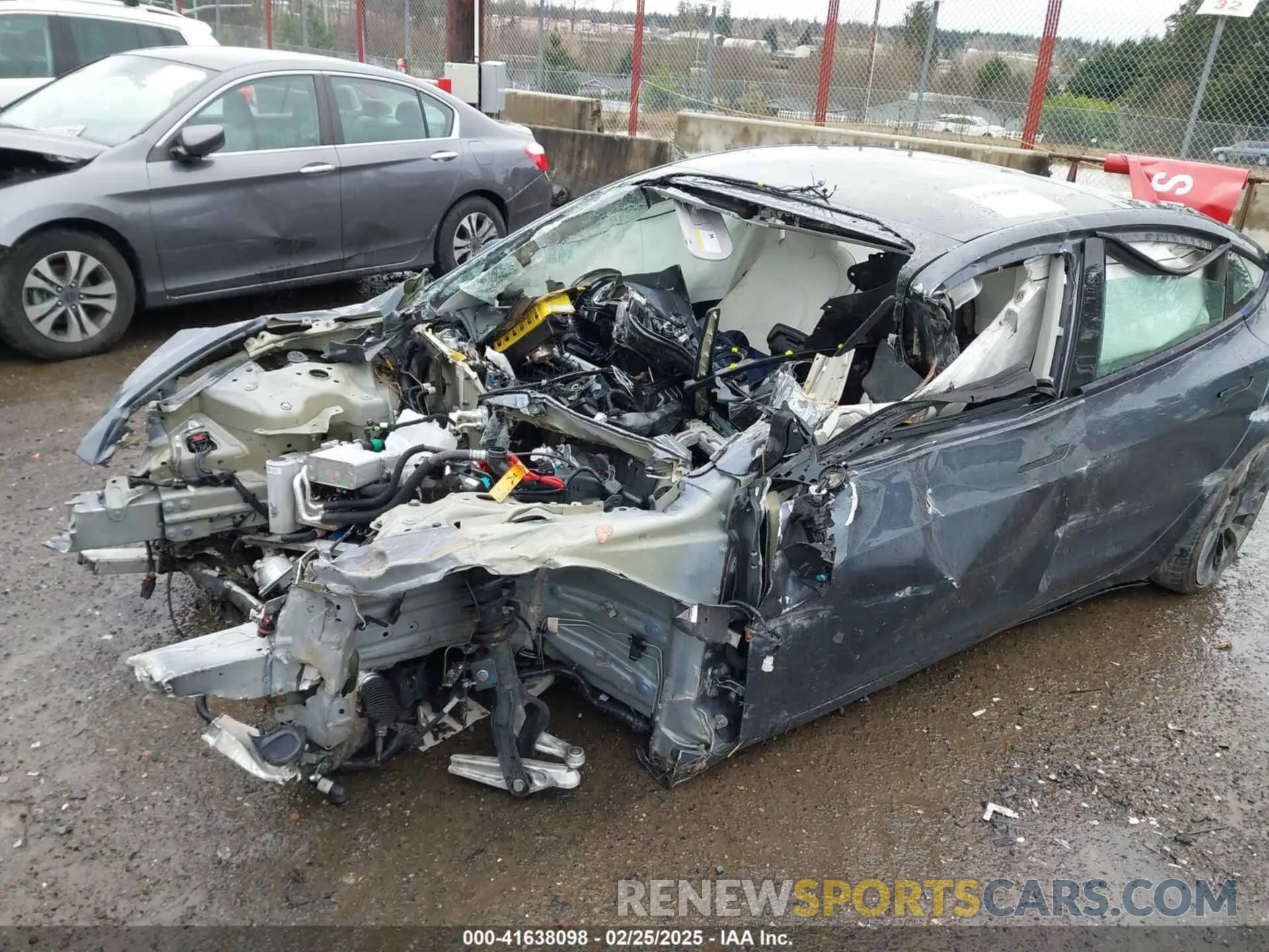 6 fotografías del automóvil dañado 5YJ3E1EC7PF465815 TESLA MODEL 3 2023