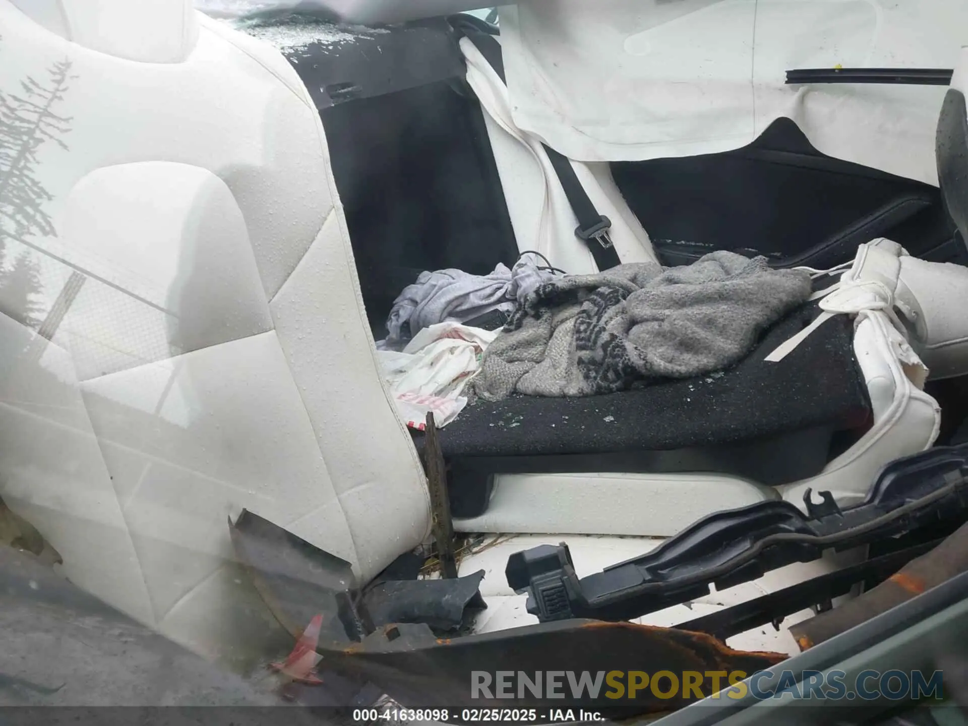 8 fotografías del automóvil dañado 5YJ3E1EC7PF465815 TESLA MODEL 3 2023