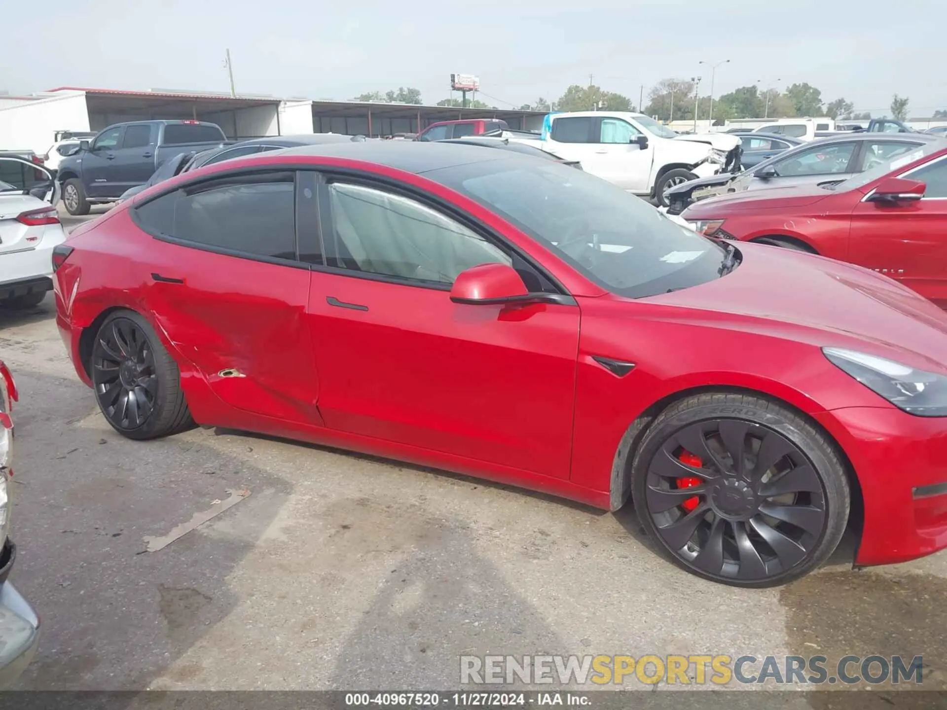 13 fotografías del automóvil dañado 5YJ3E1EC8PF431818 TESLA MODEL 3 2023
