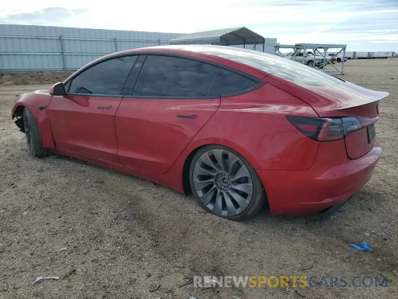 2 fotografías del automóvil dañado 5YJ3E1EC8PF472031 TESLA MODEL 3 2023
