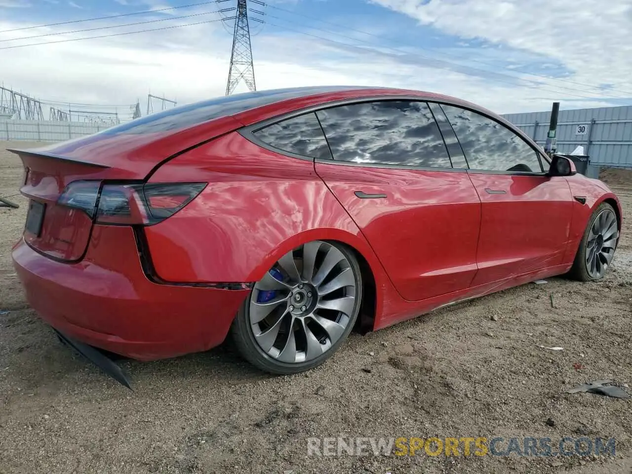 3 fotografías del automóvil dañado 5YJ3E1EC8PF472031 TESLA MODEL 3 2023