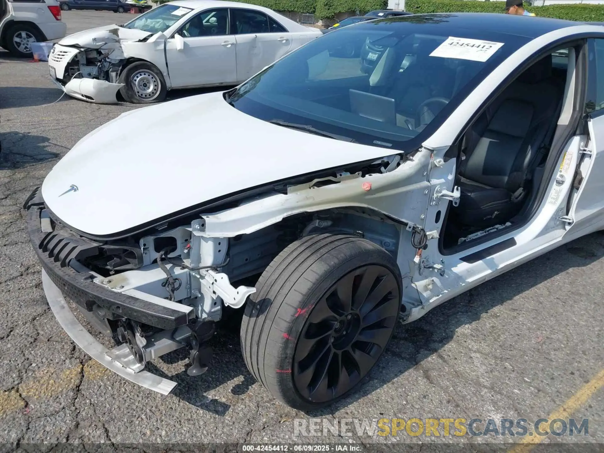 6 fotografías del automóvil dañado 5YJ3E1EC8PF504525 TESLA MODEL 3 2023