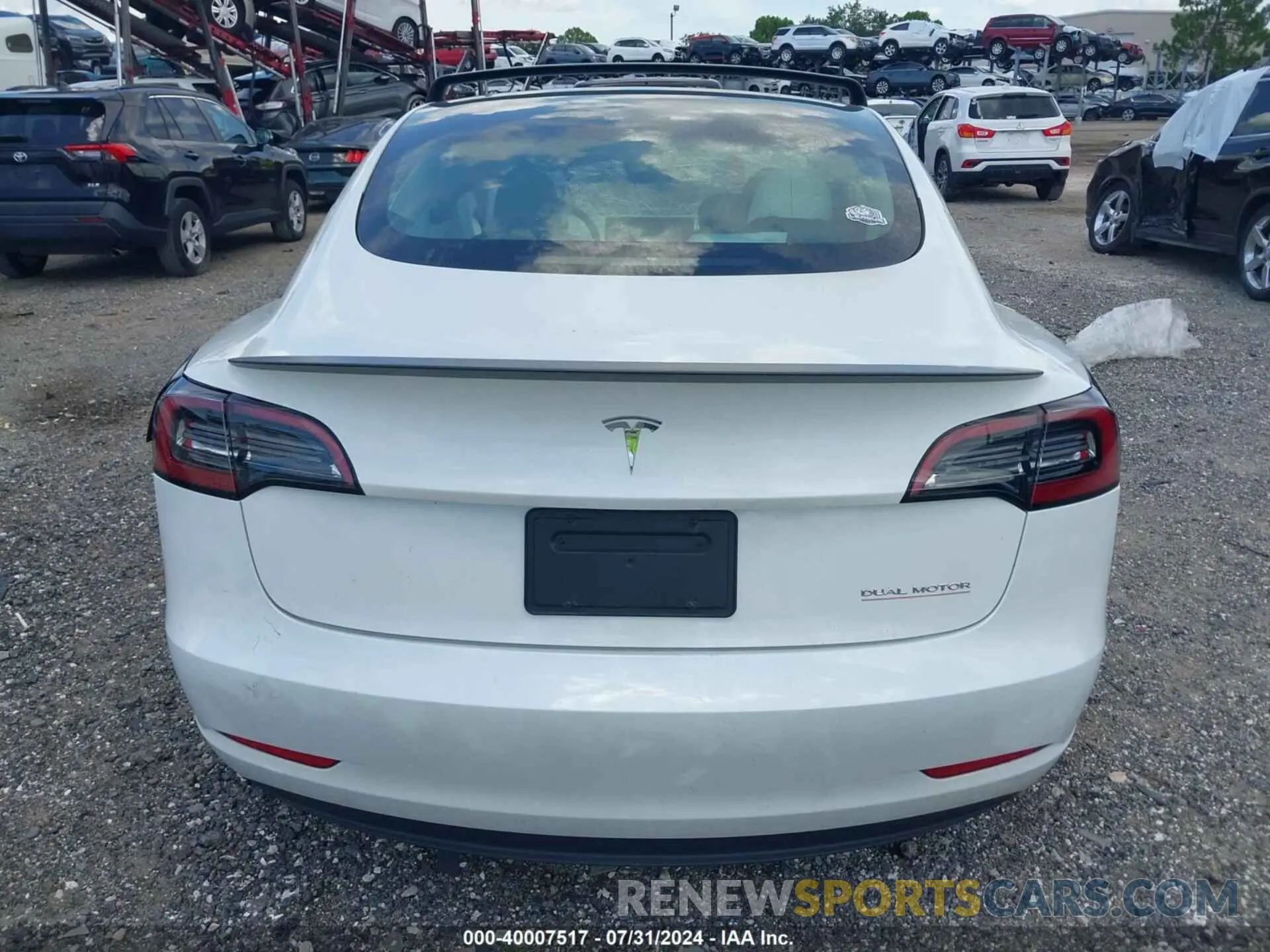 14 fotografías del automóvil dañado 5YJ3E1EC8PF585171 TESLA MODEL 3 2023