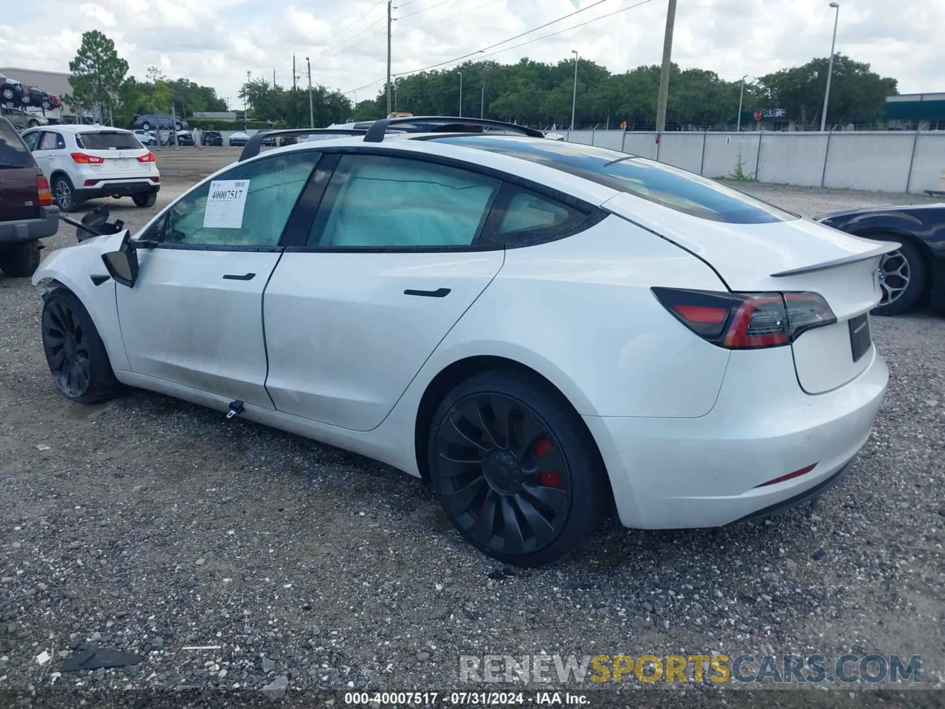 3 fotografías del automóvil dañado 5YJ3E1EC8PF585171 TESLA MODEL 3 2023