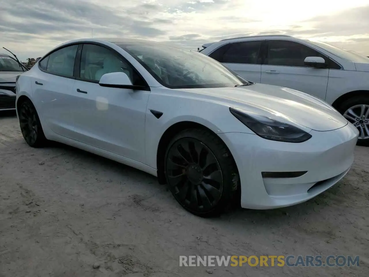 4 fotografías del automóvil dañado 5YJ3E1EC8PF596672 TESLA MODEL 3 2023