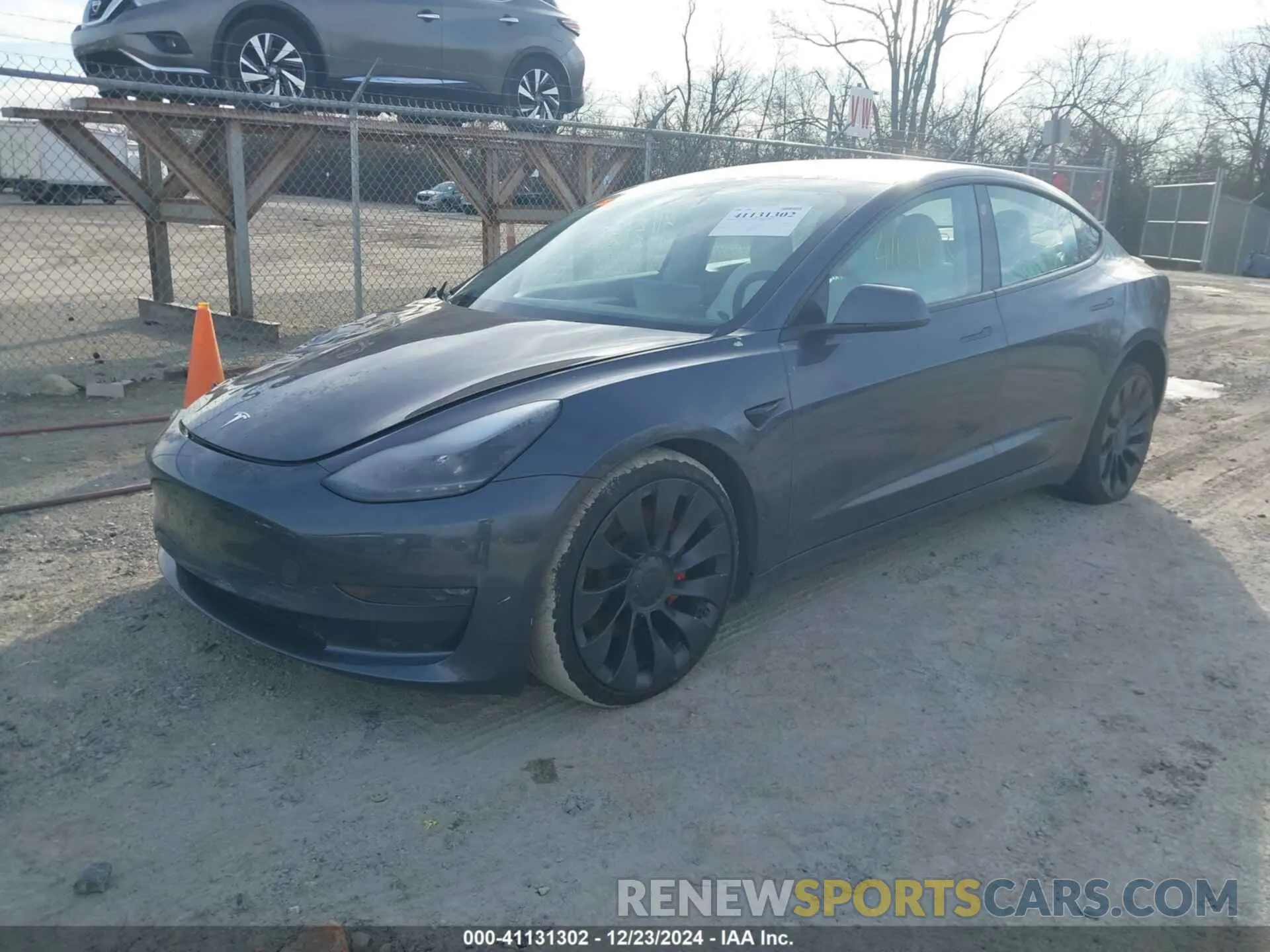 2 fotografías del automóvil dañado 5YJ3E1EC8PF623000 TESLA MODEL 3 2023