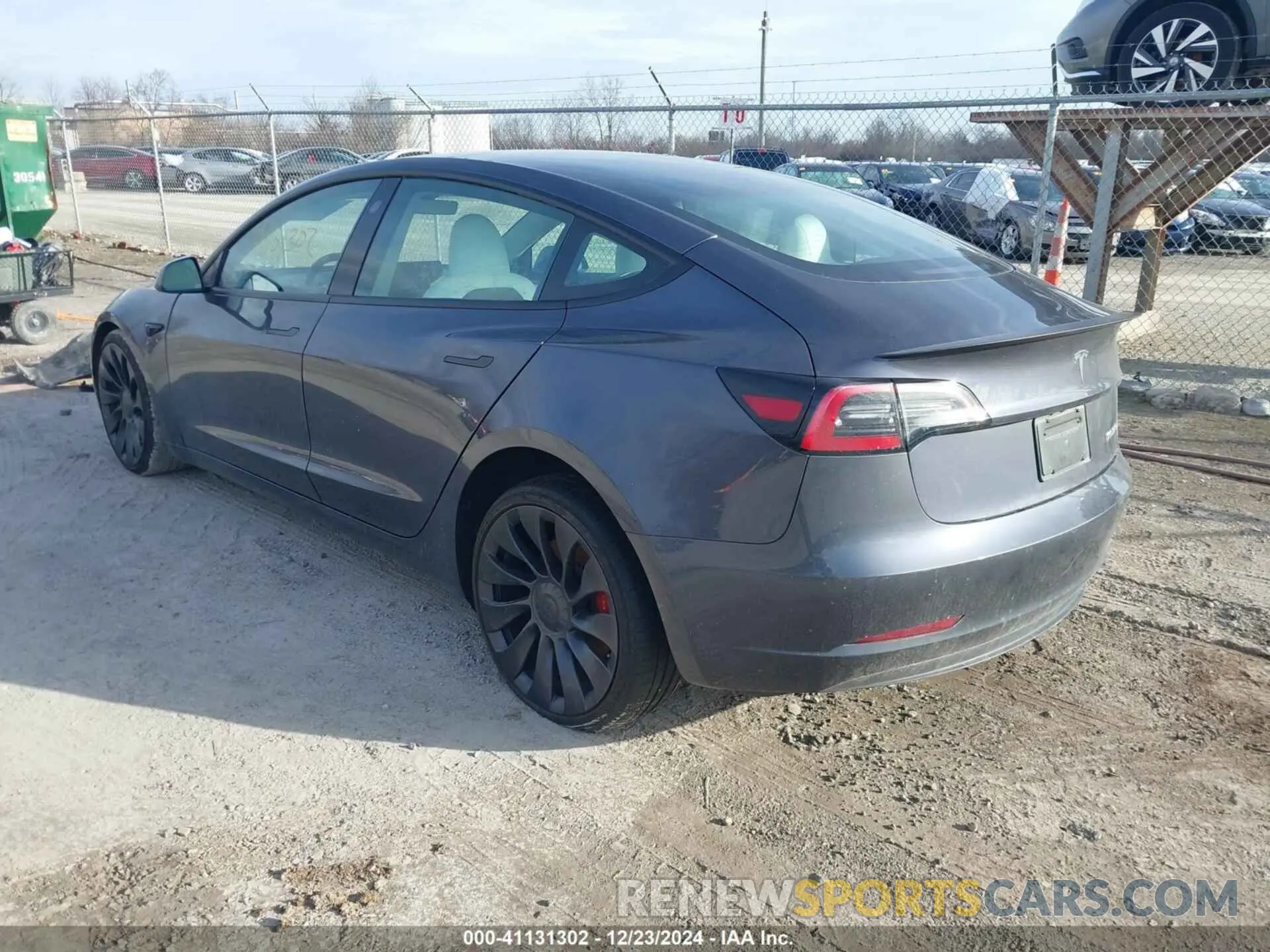 3 fotografías del automóvil dañado 5YJ3E1EC8PF623000 TESLA MODEL 3 2023