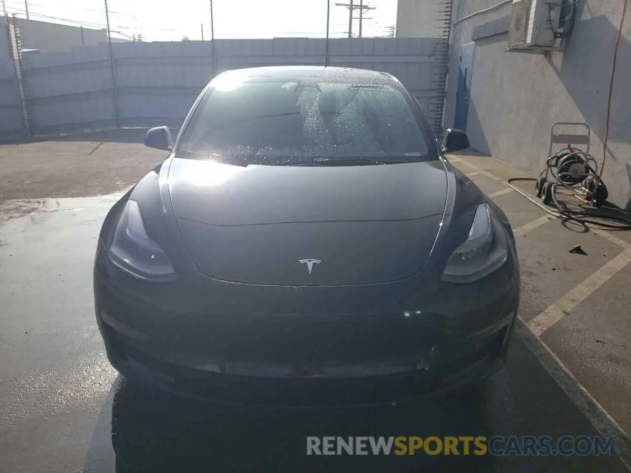 5 fotografías del automóvil dañado 5YJ3E1EC8PF635504 TESLA MODEL 3 2023